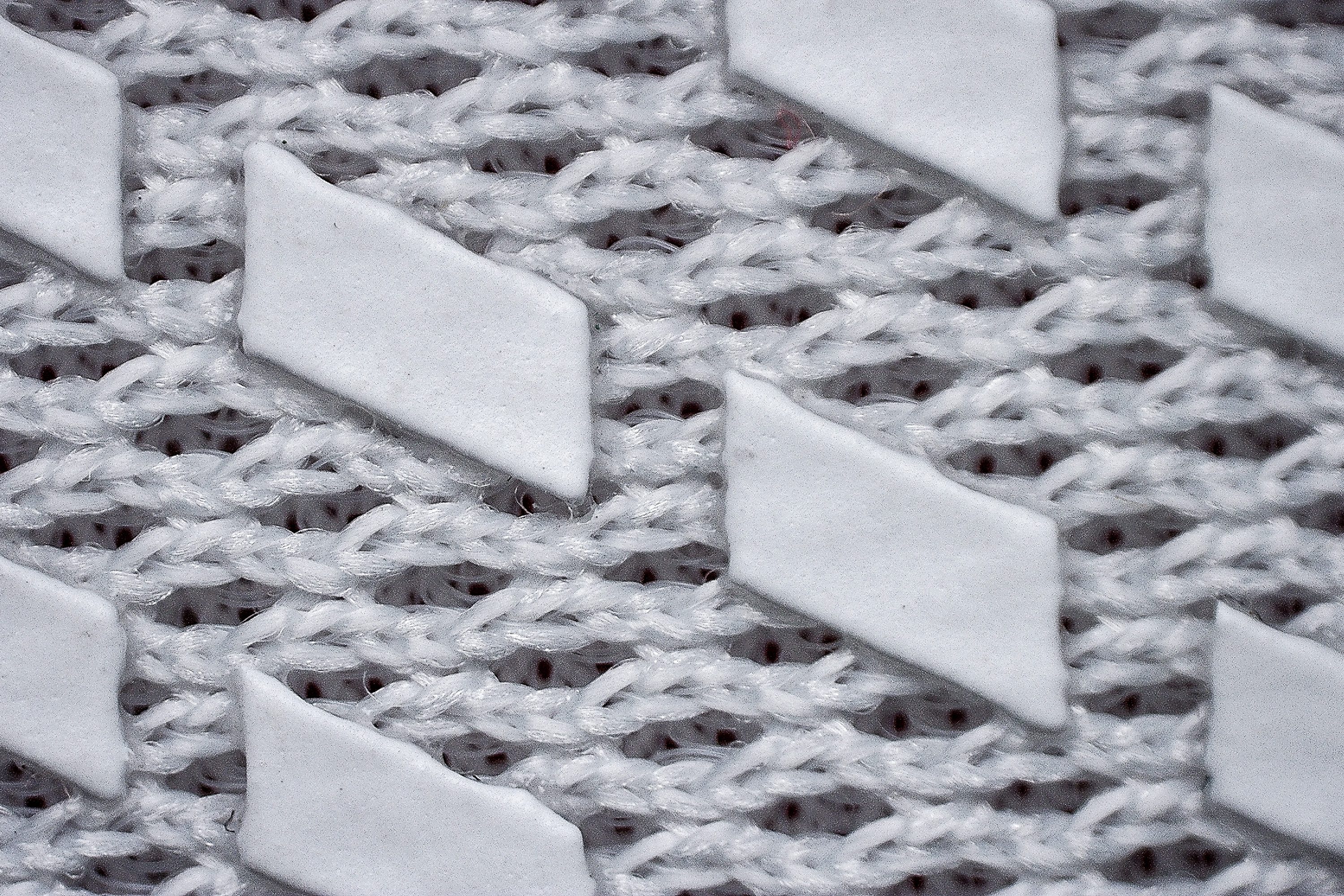 Adidas Dropset 4 Breathability under microscope