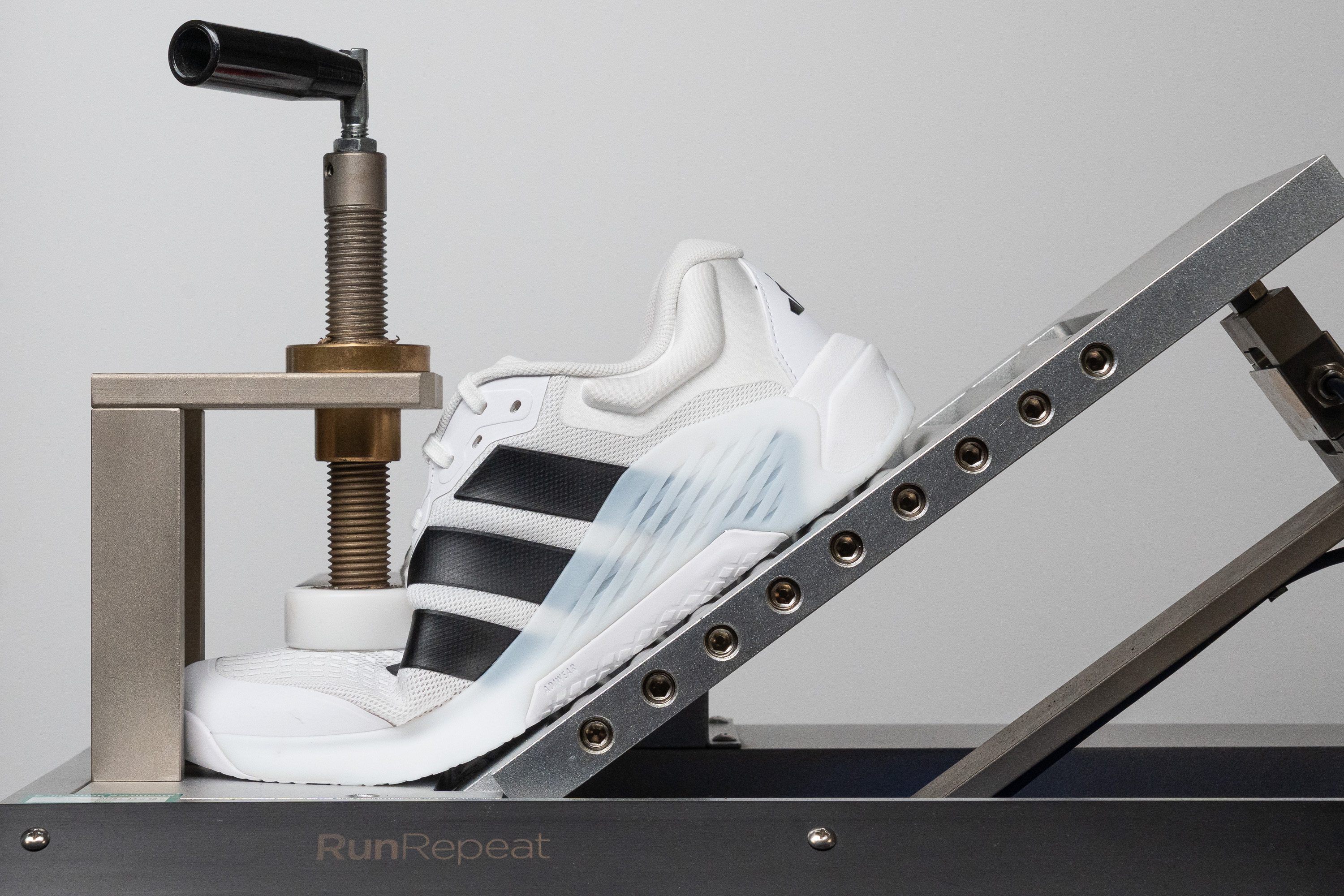 Adidas Dropset 4 Flexibility / Stiffness