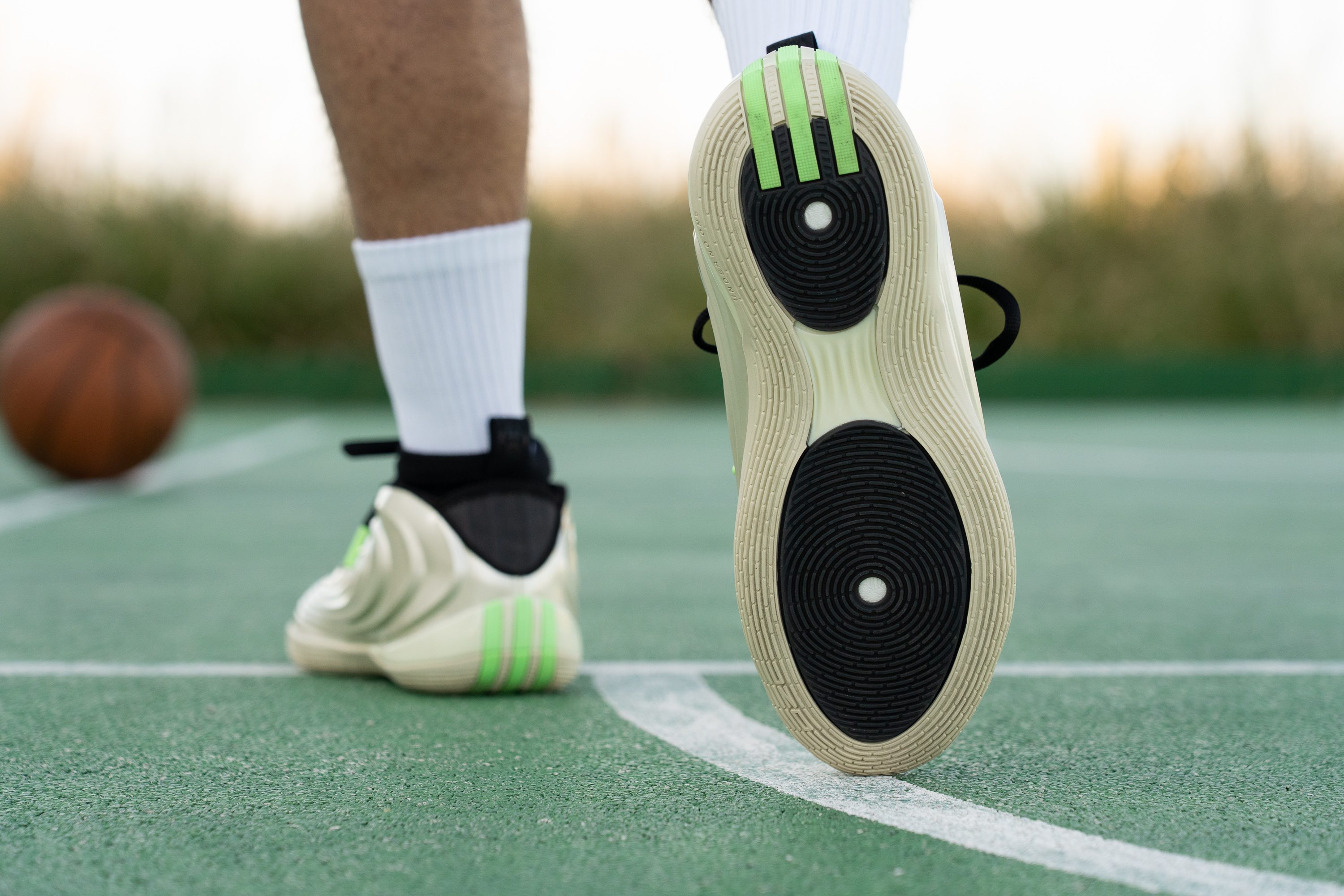 Adidas Harden Volume 10 Outsole design