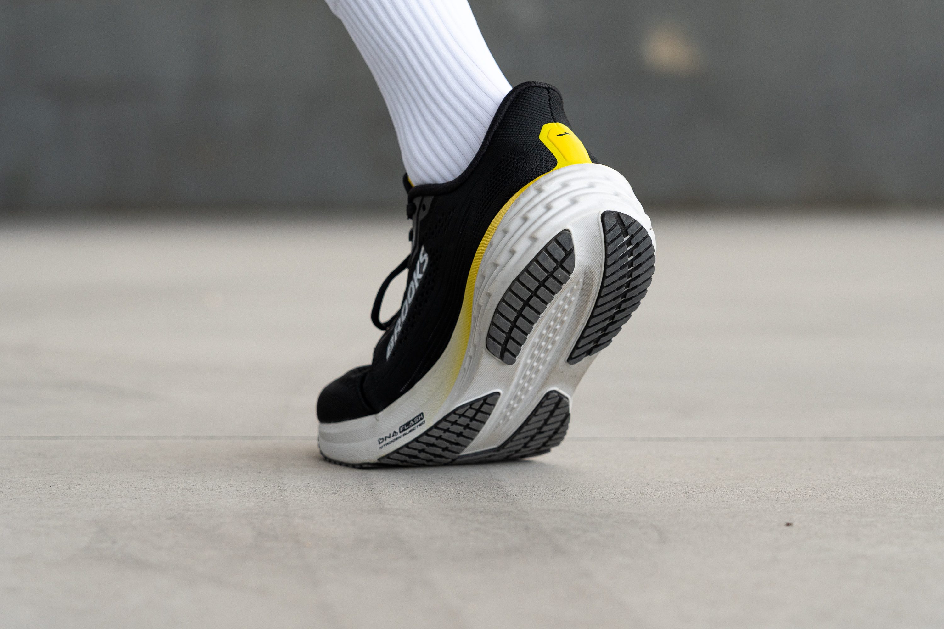 Brooks Launch 12 flex
