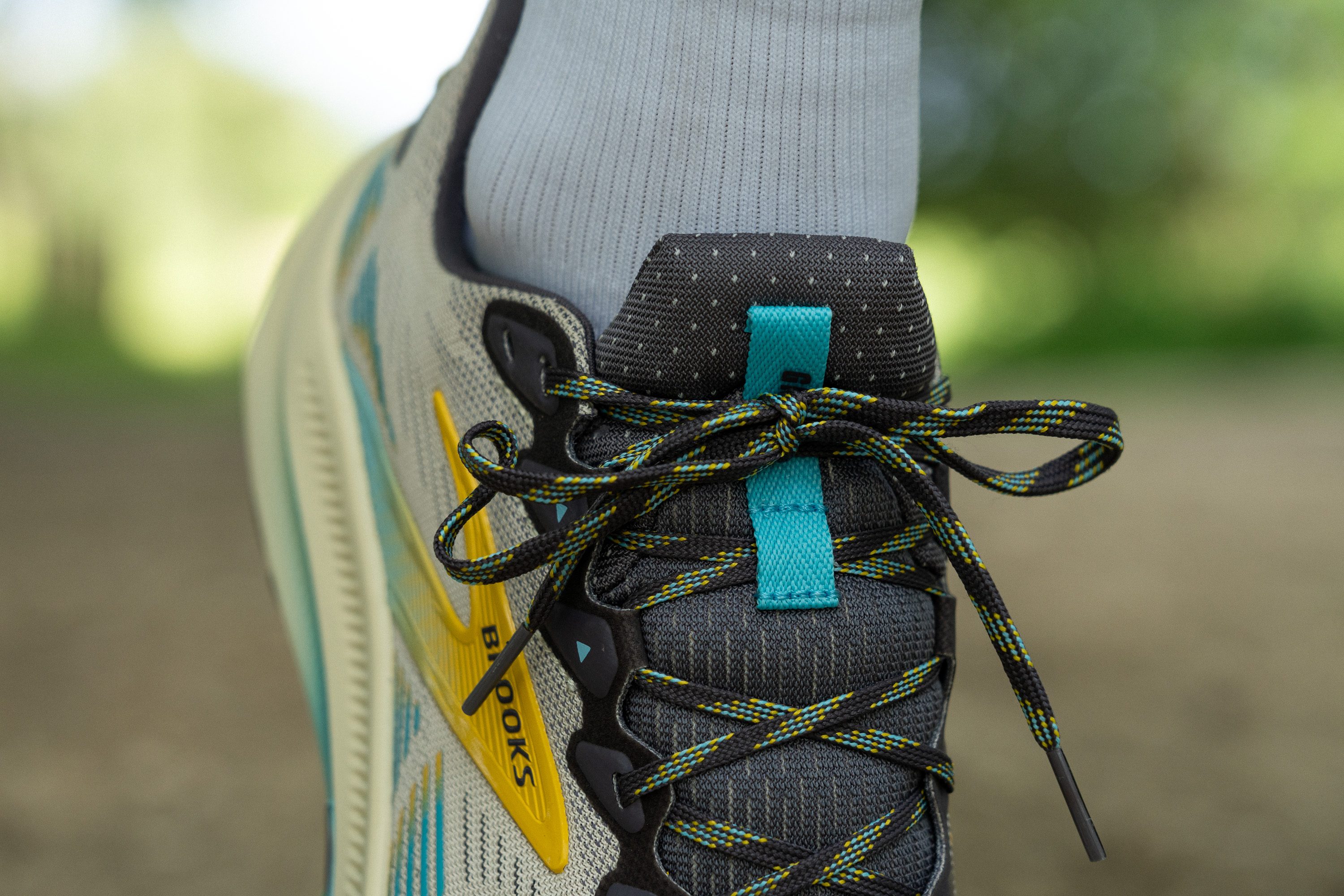 Brooks Ghost Trail tongue