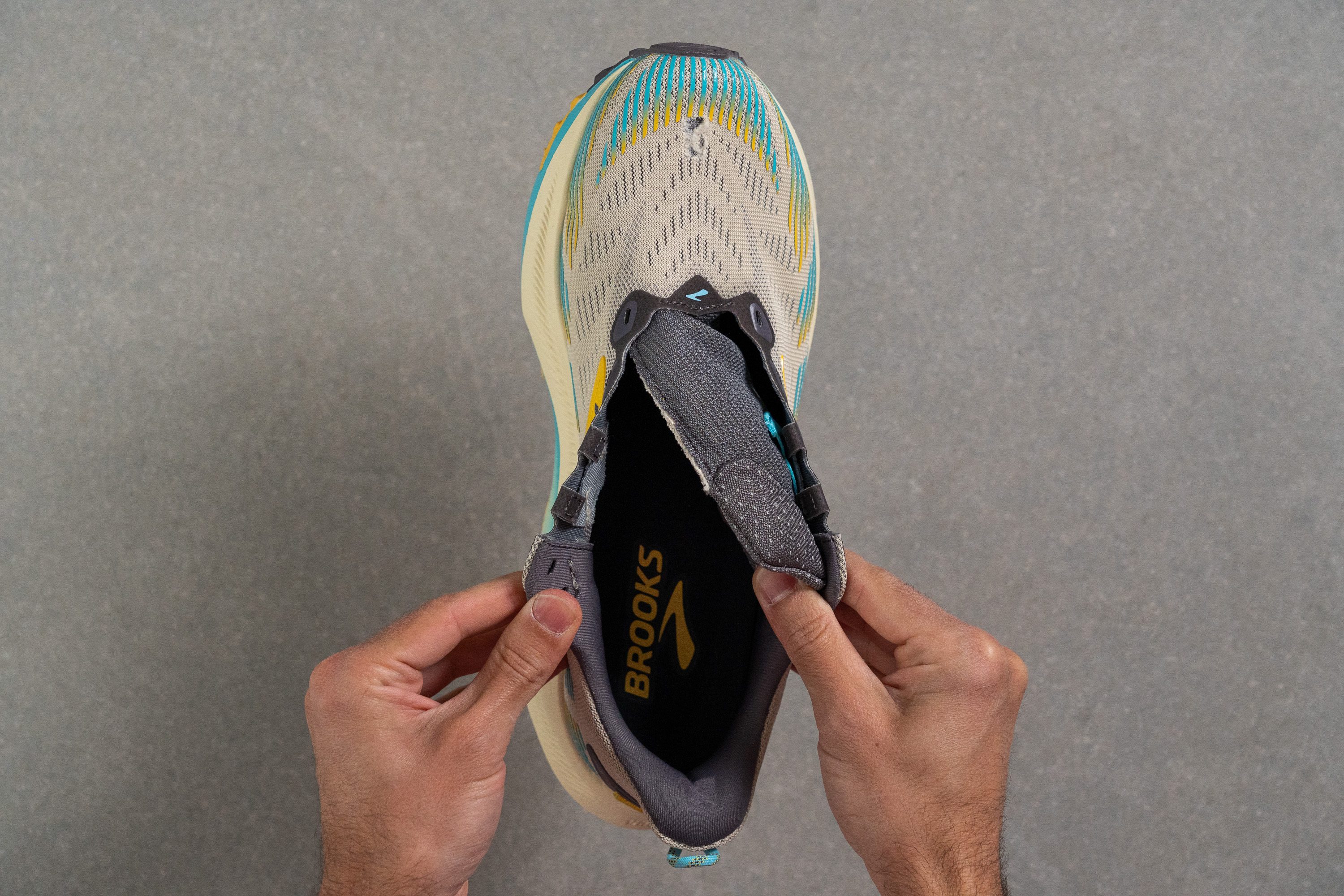 Brooks Ghost Trail Tongue: gusset type