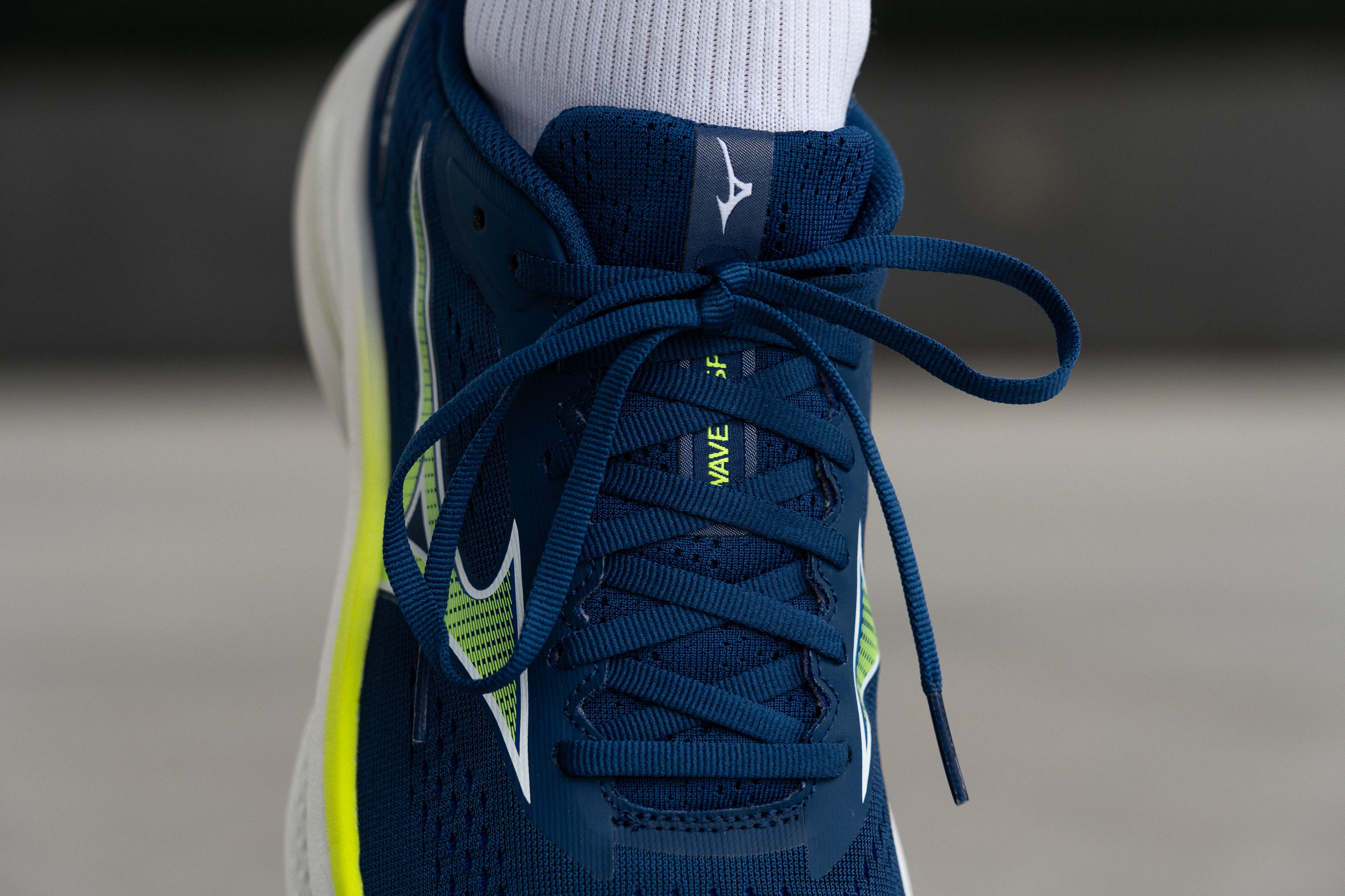 Mizuno Wave Inspire 22 laces
