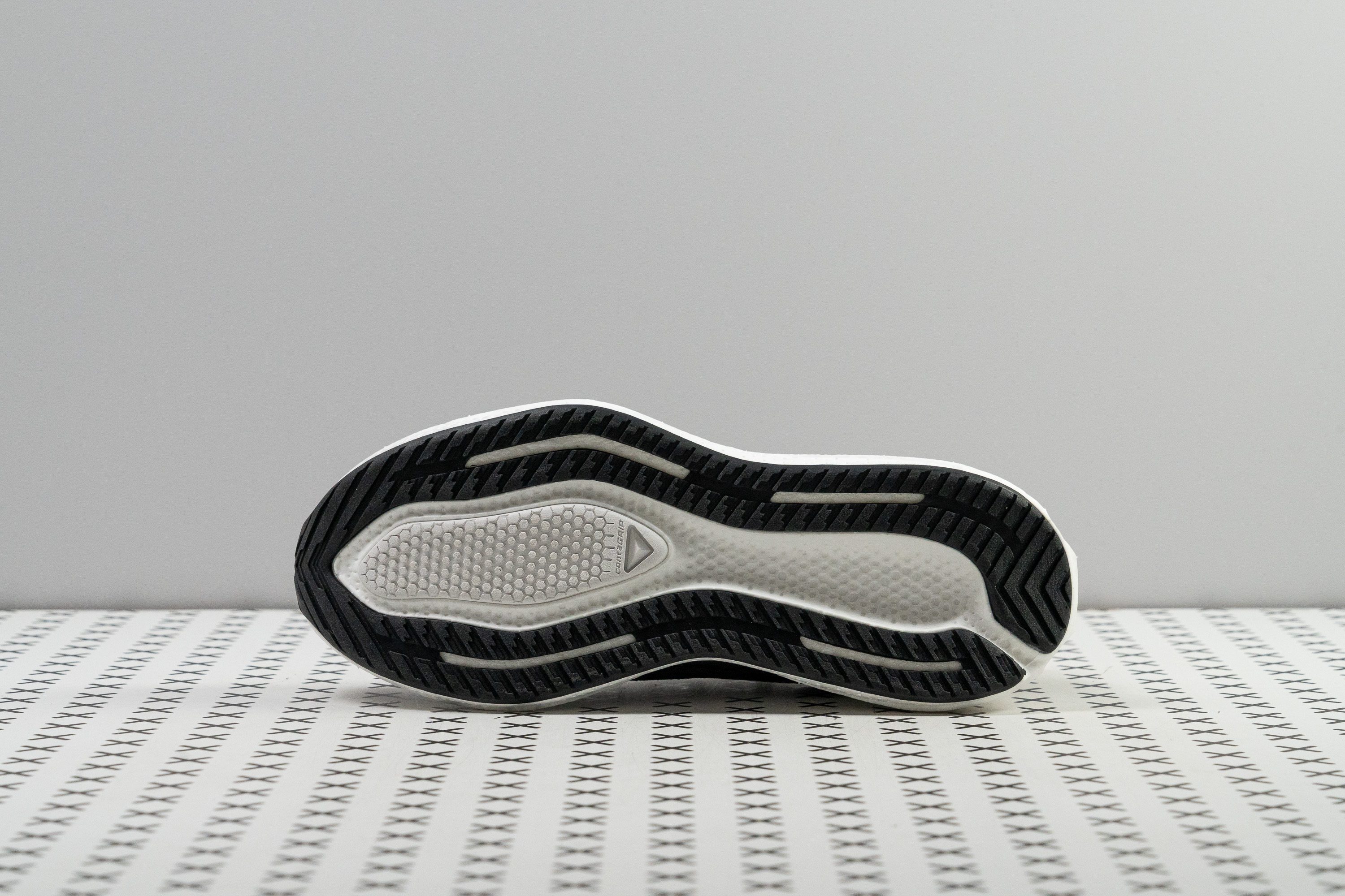 Salomon Aero Glide 4 Outsole design