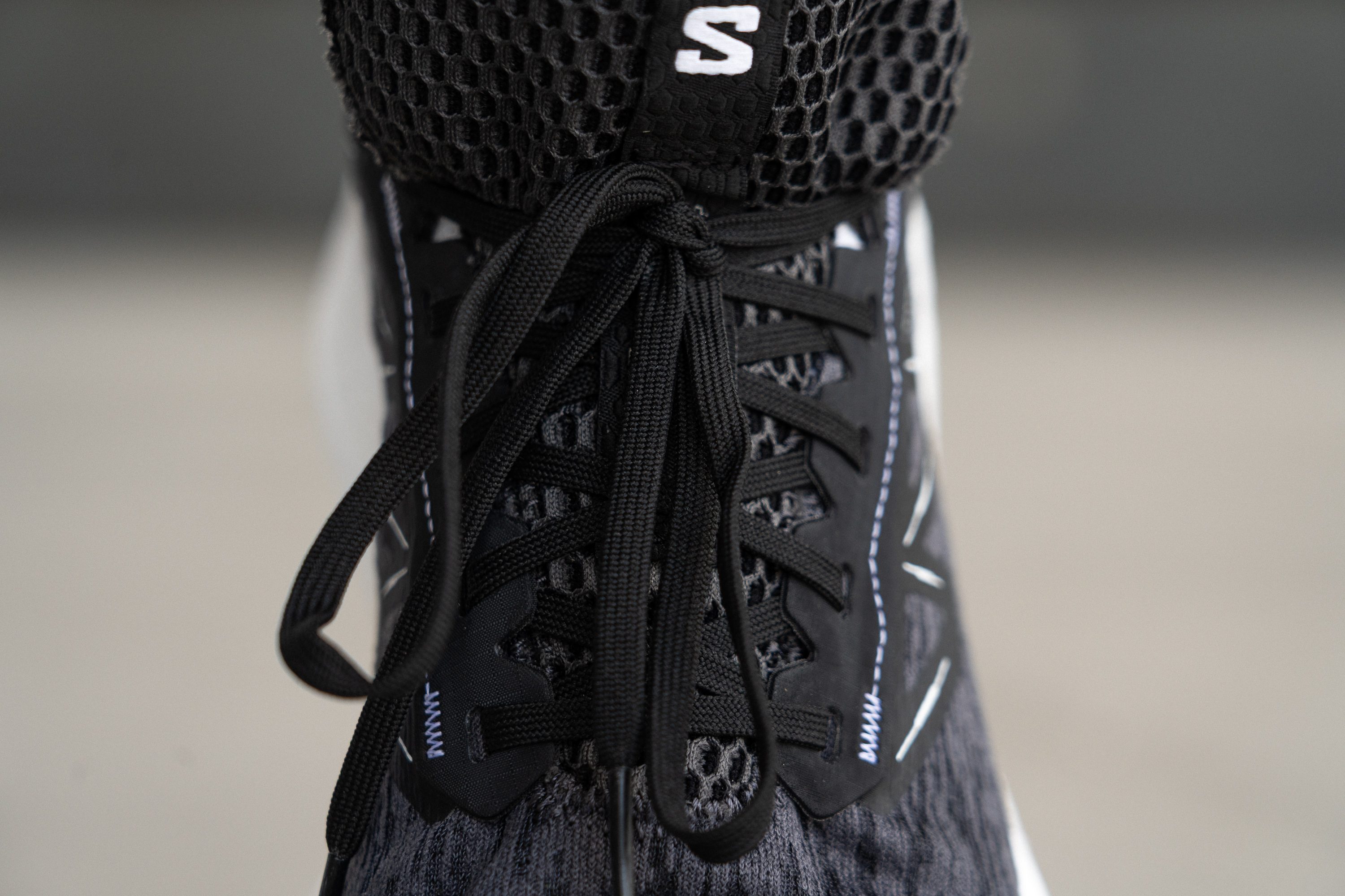 Salomon Aero Glide 4 tongue