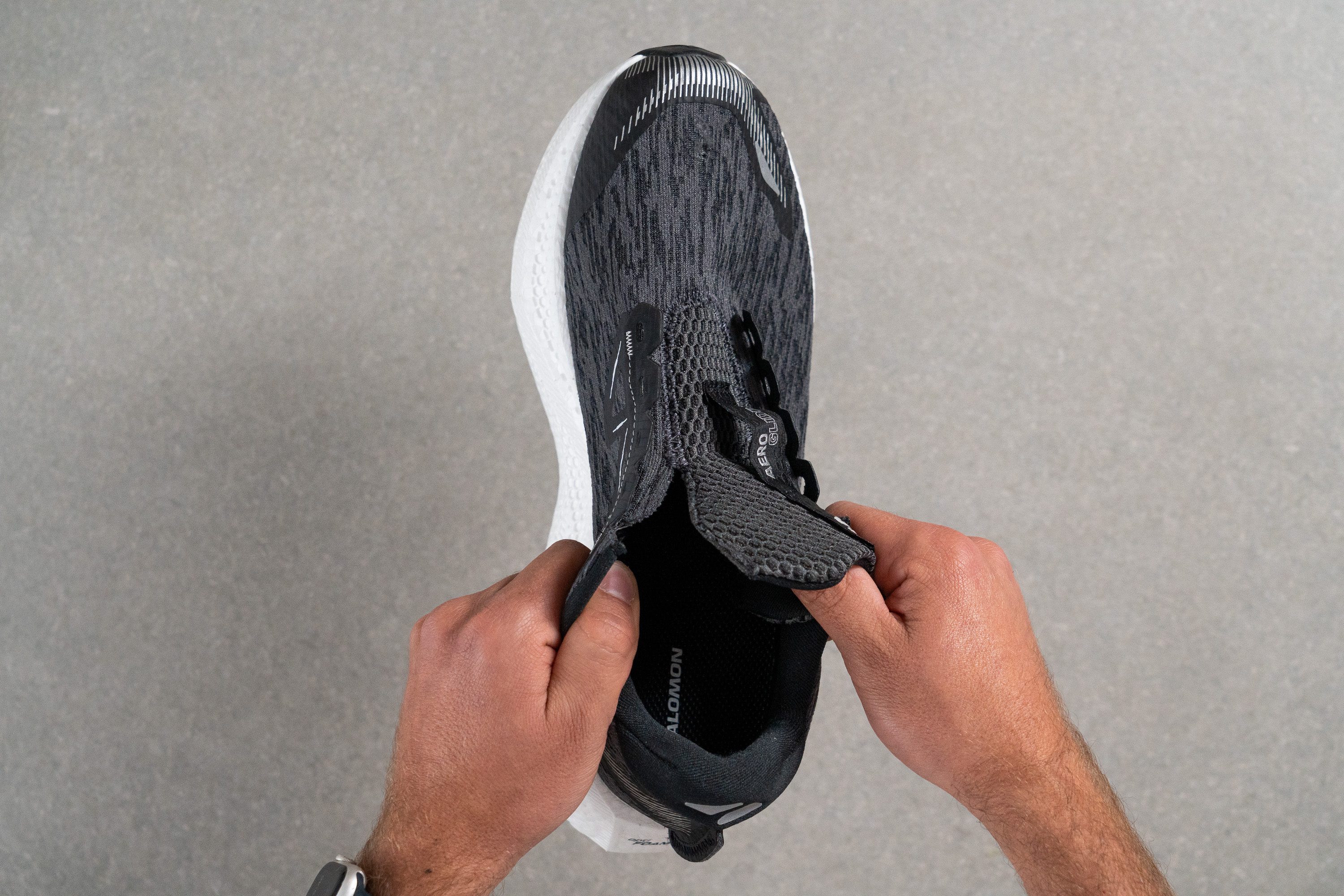 Salomon Aero Glide 4 Tongue: gusset type