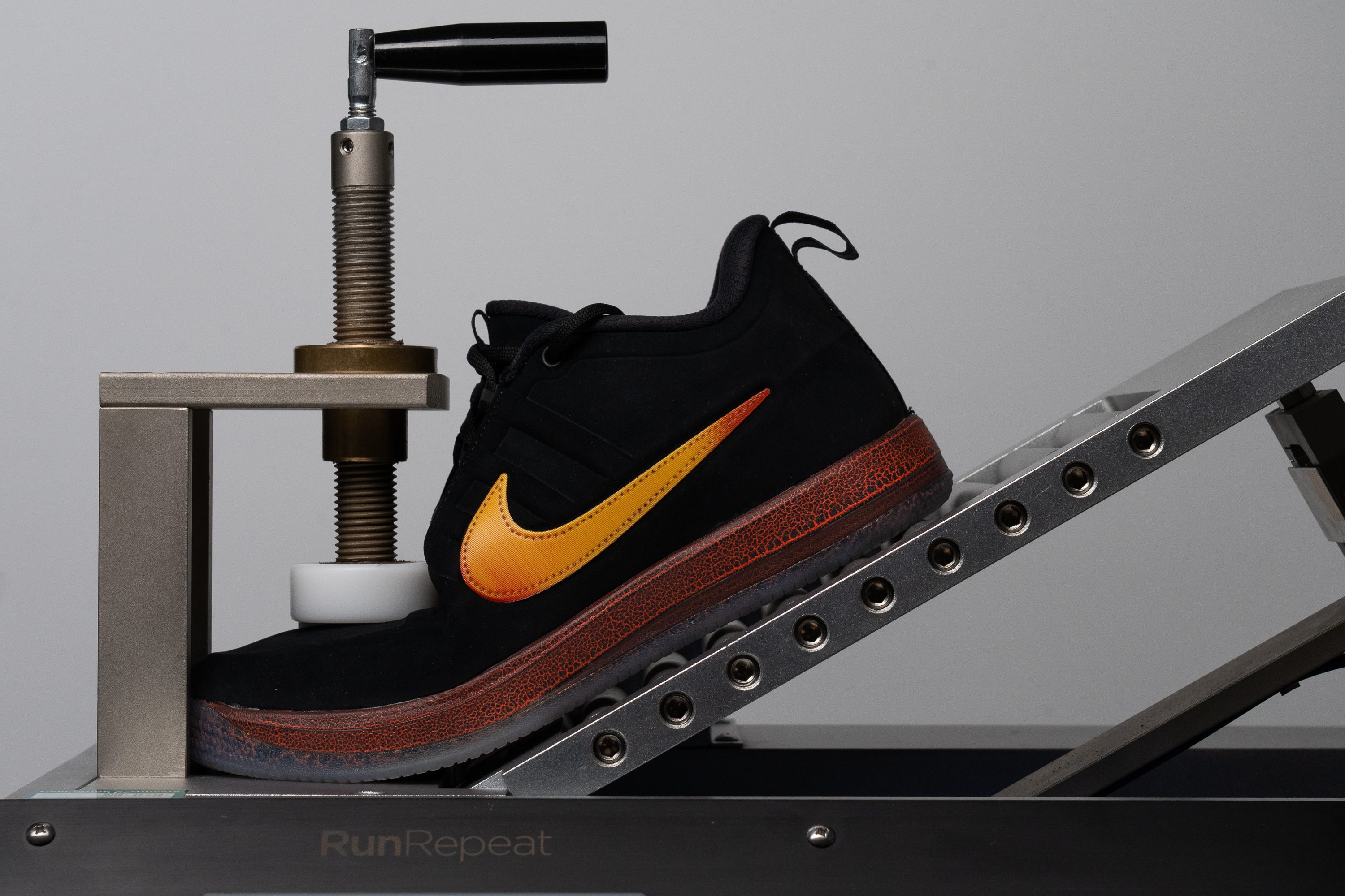 Nike Book 2 Flexibility / Stiffness