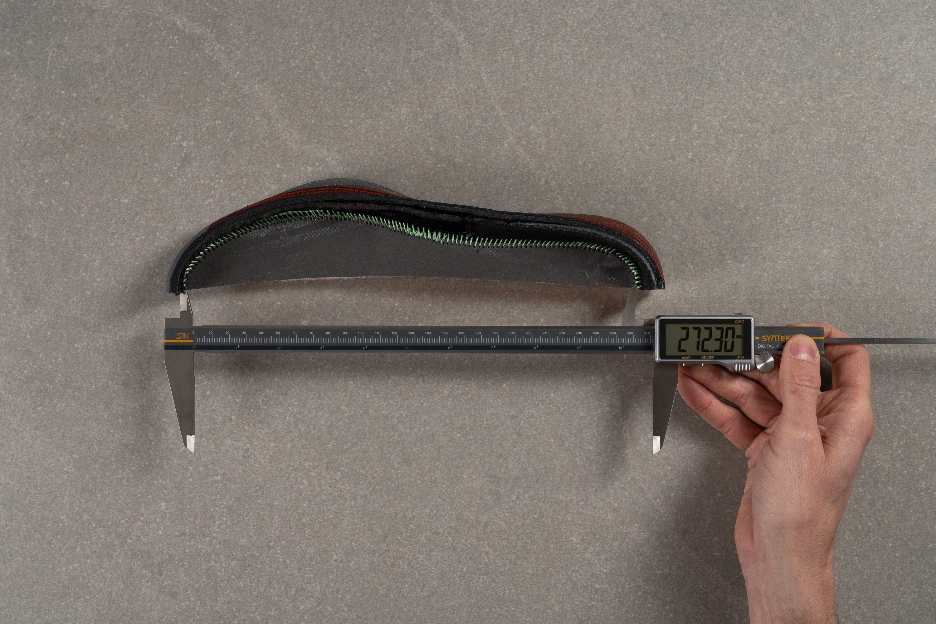 Nike Book 2 Internal length