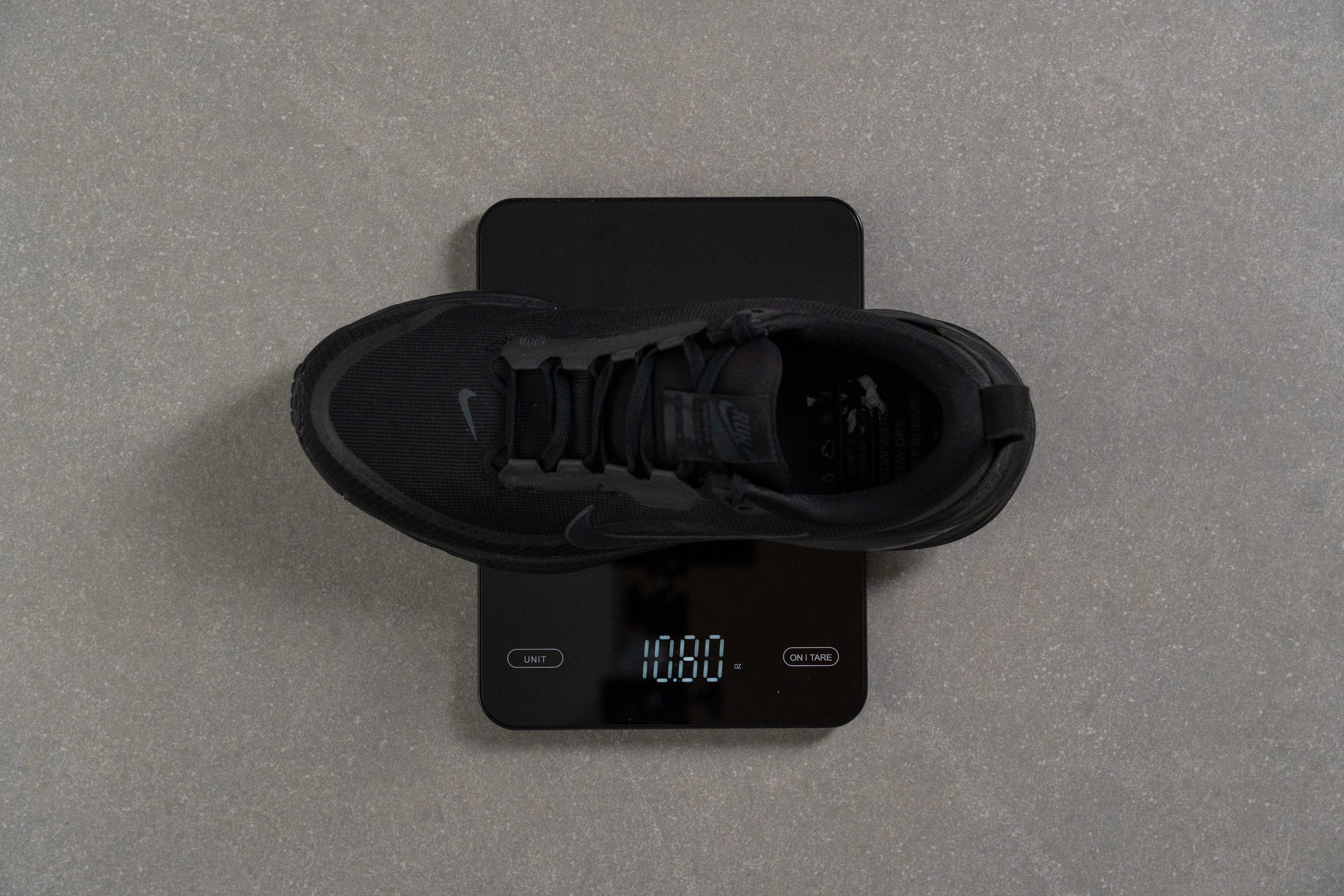 Nike Vomero 18 GTX Weight