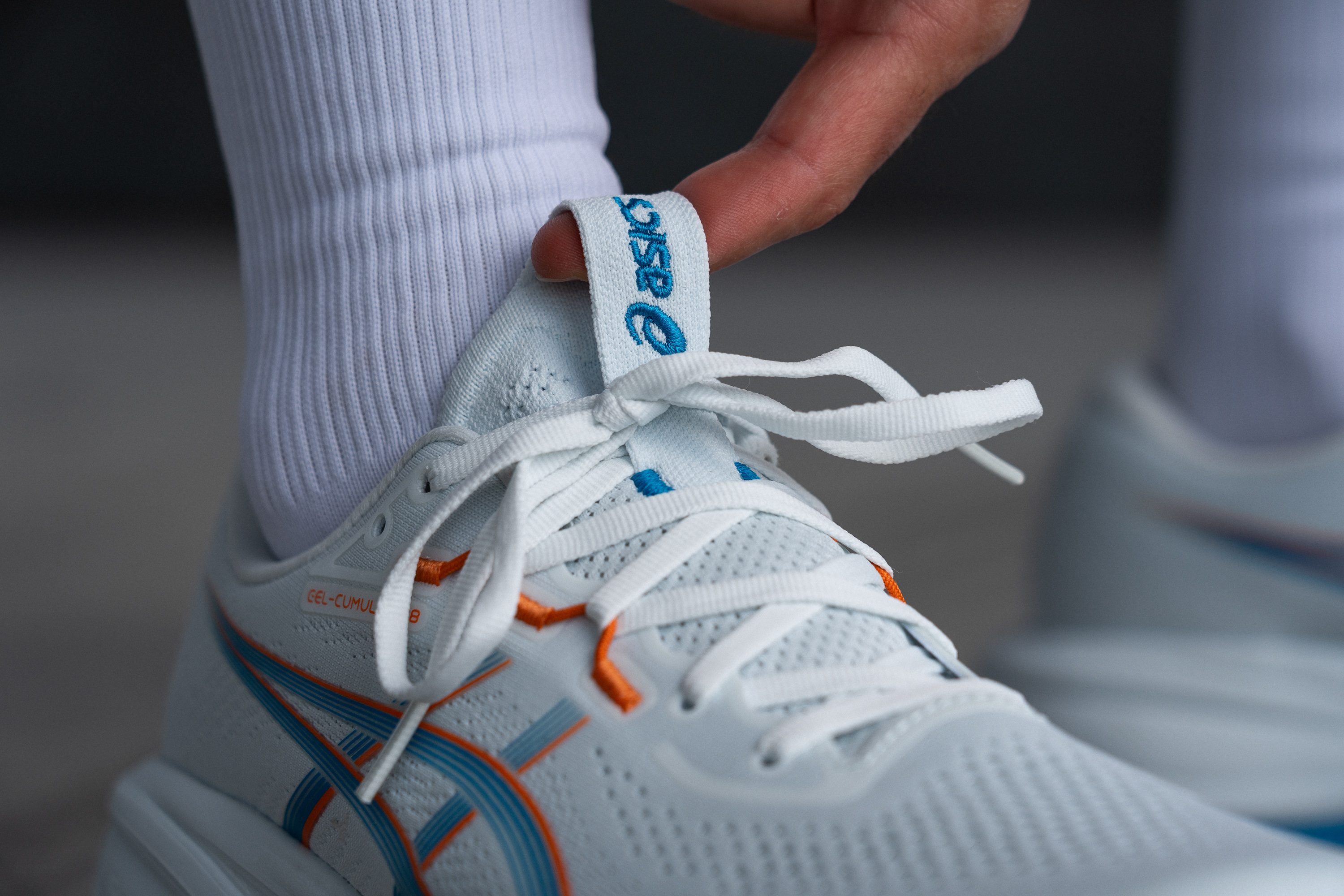 ASICS Gel Cumulus 28 tongue