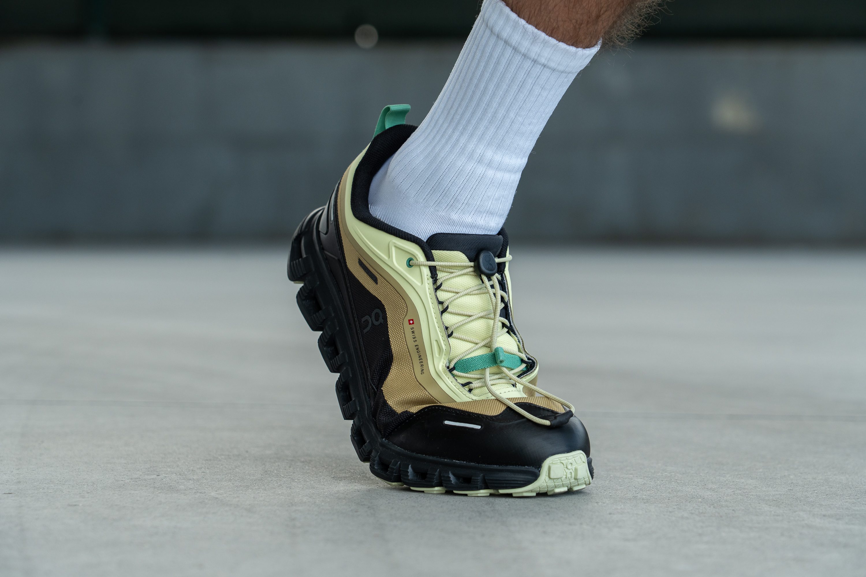 On Cloud 6 Geo Waterproof forefoot flex