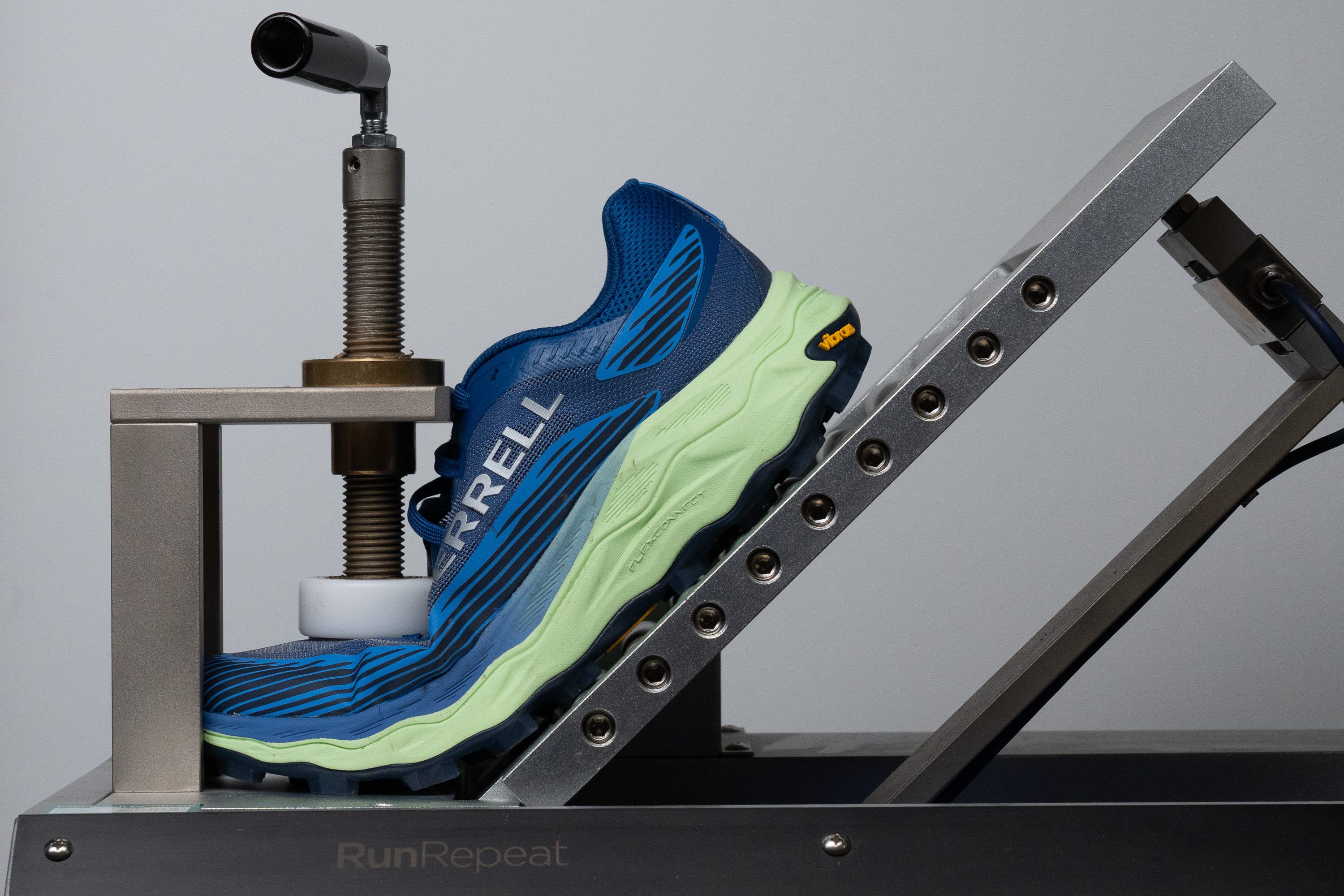 Merrell Agility Peak 6 Flexibility / Stiffness