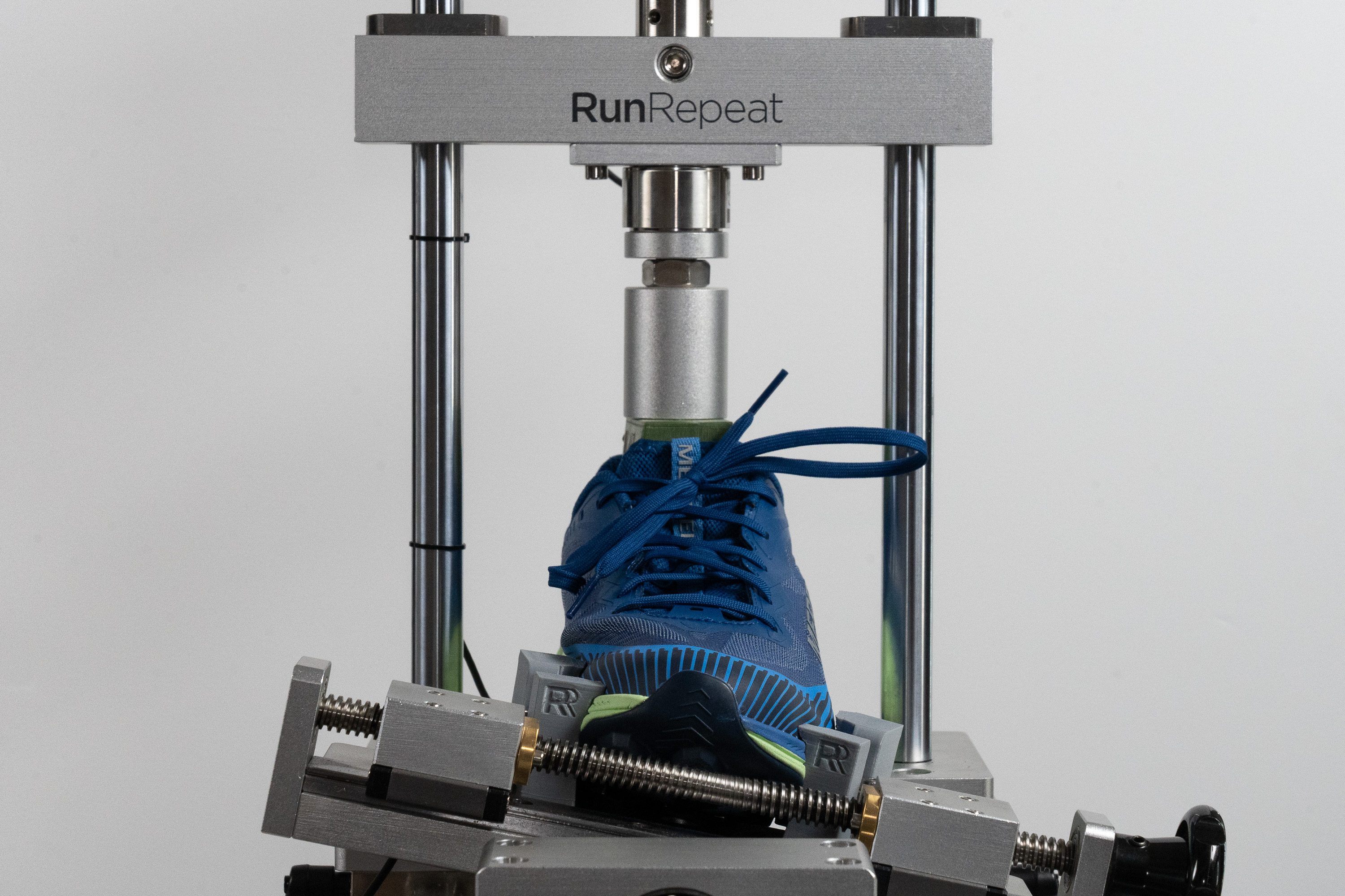 Merrell Agility Peak 6 Torsional rigidity