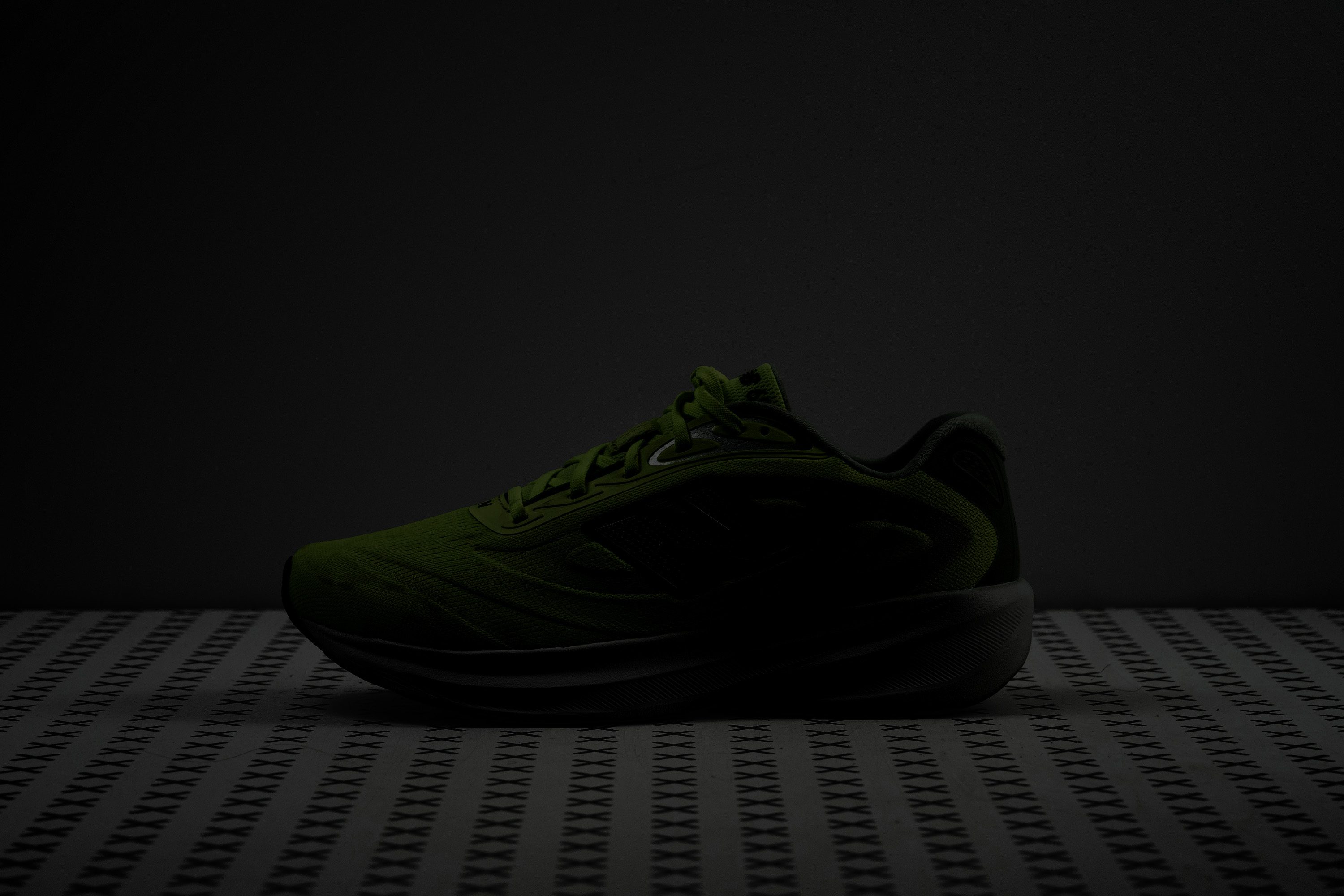 New Balance Fresh Foam 680 v9 Reflective elements