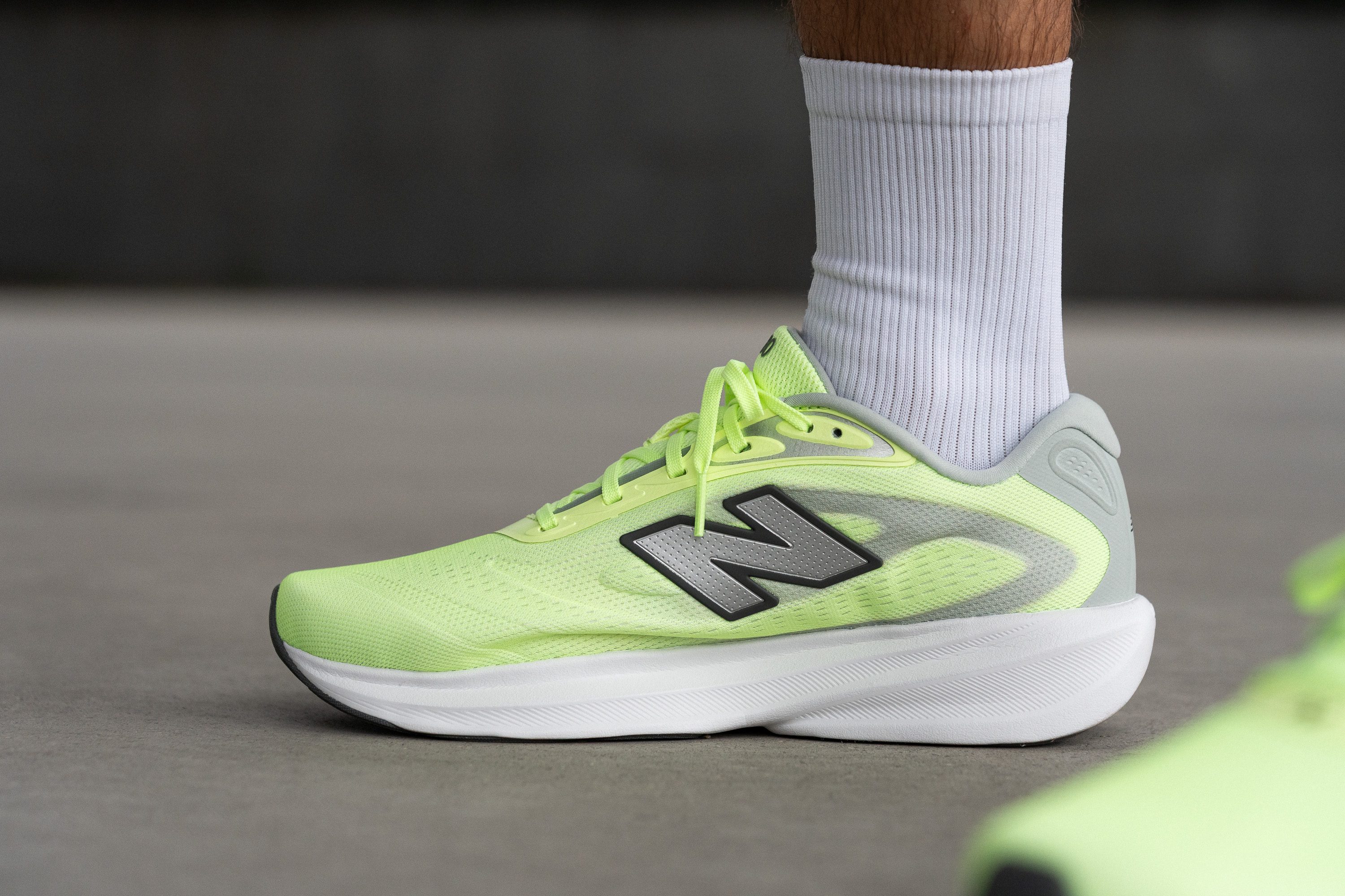 New Balance Fresh Foam 680 v9 side