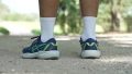ASICS Gel Venture 11 Lateral stability test