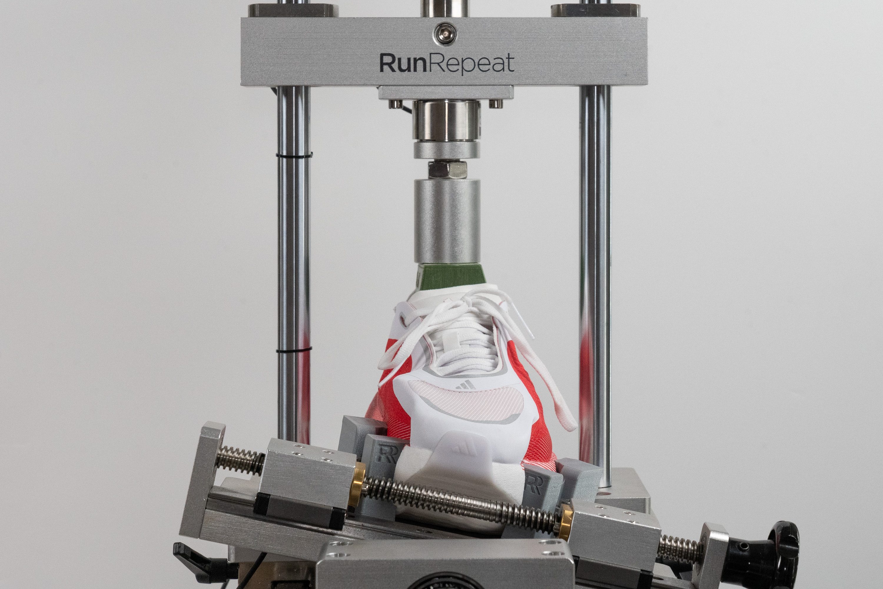Adidas Hyperboost Edge Torsional rigidity