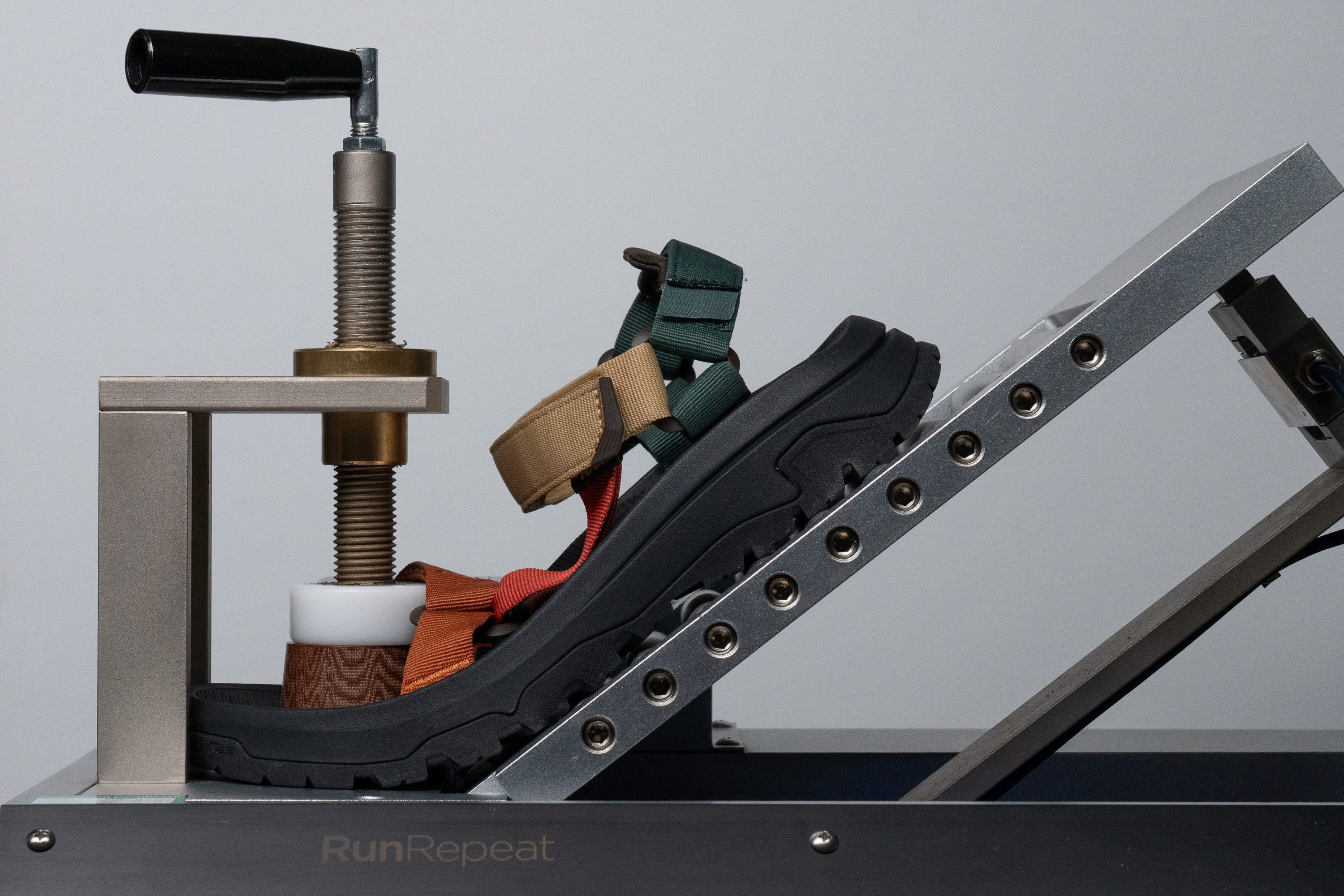 Teva Hurricane XLT3 Flexibility / Stiffness