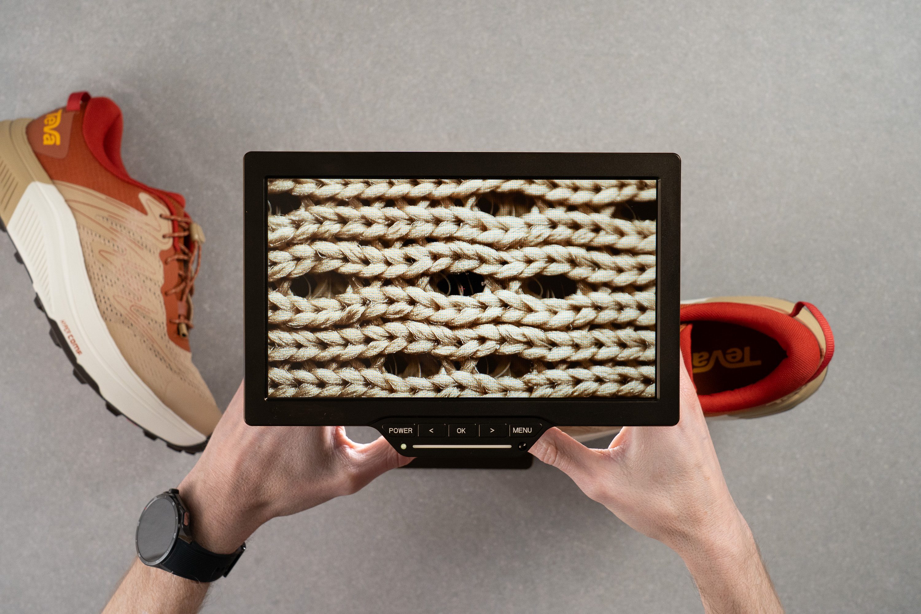 Teva Hurricane Trailsetter Breathability Microscope test