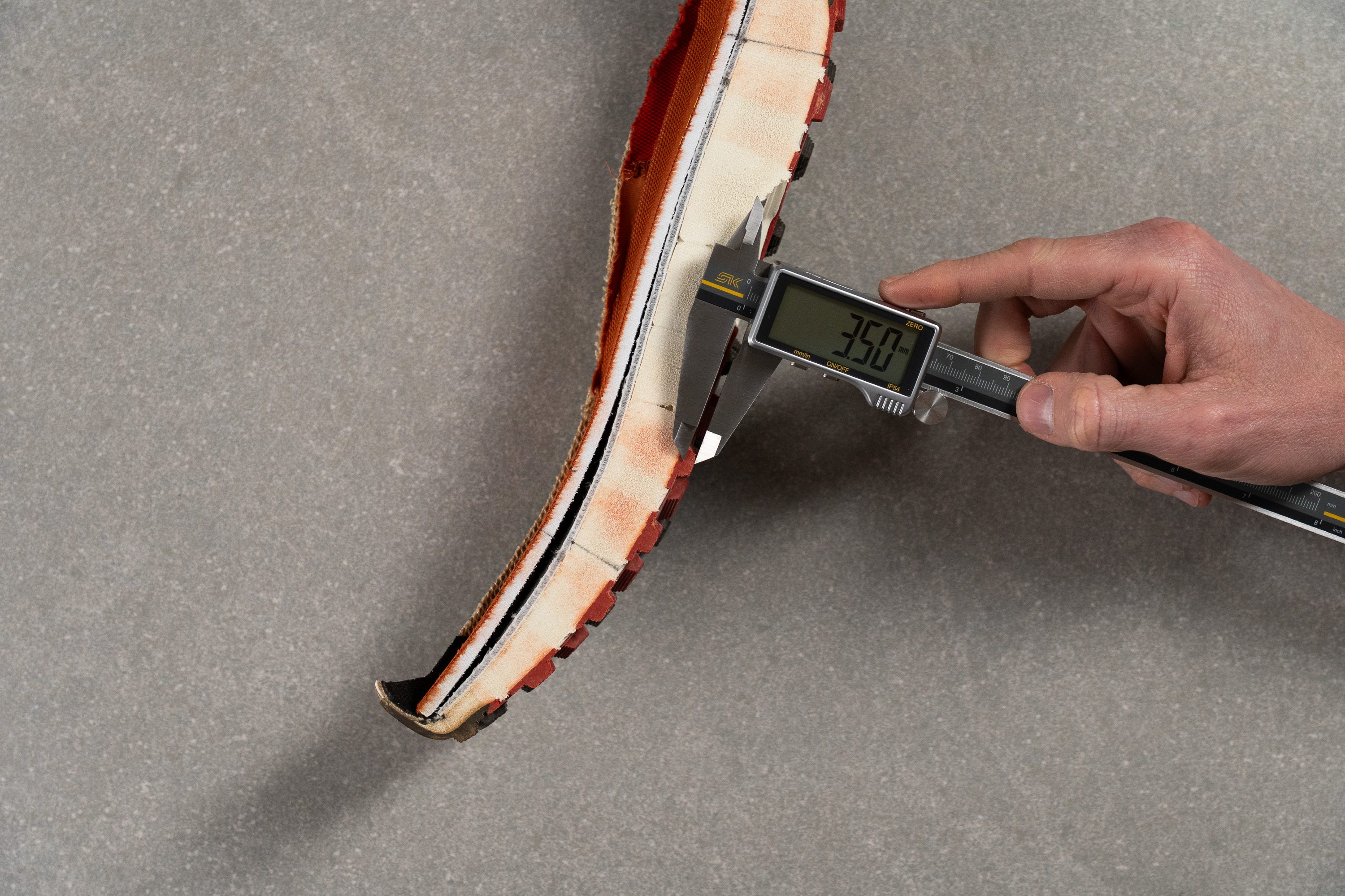 Teva Hurricane Trailsetter Lug depth