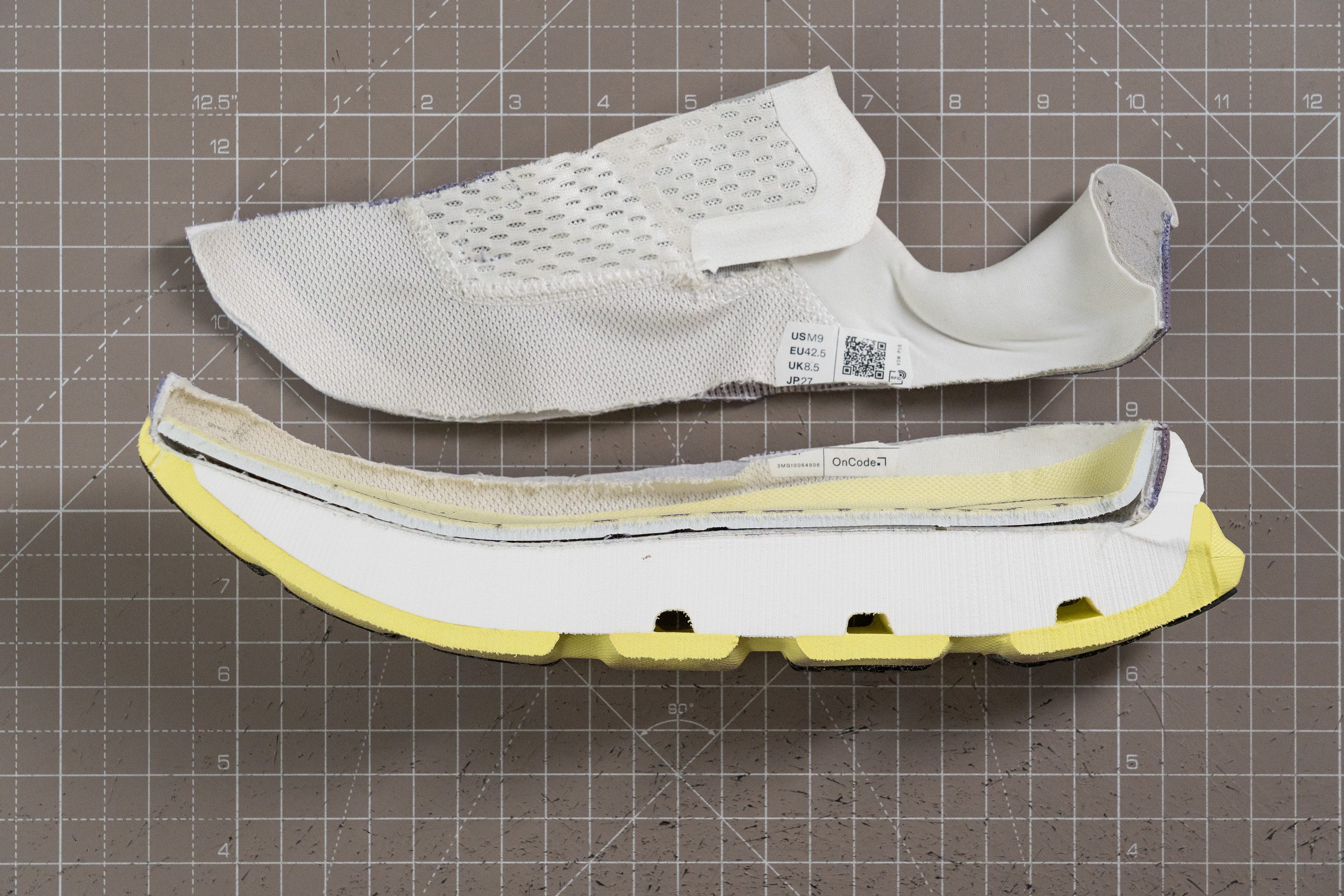 On Cloudmonster 3 Hyper Drop