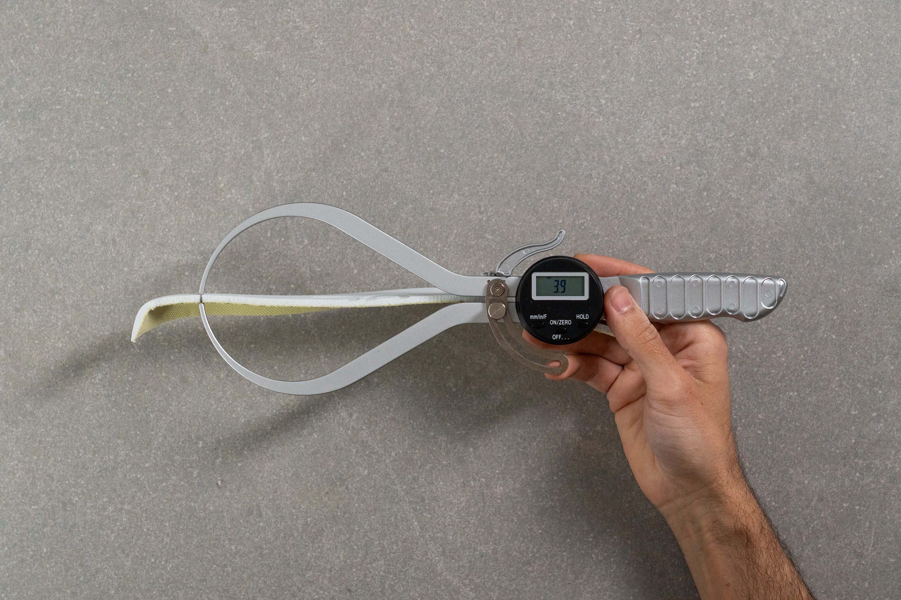 On Cloudmonster 3 Hyper Insole thickness