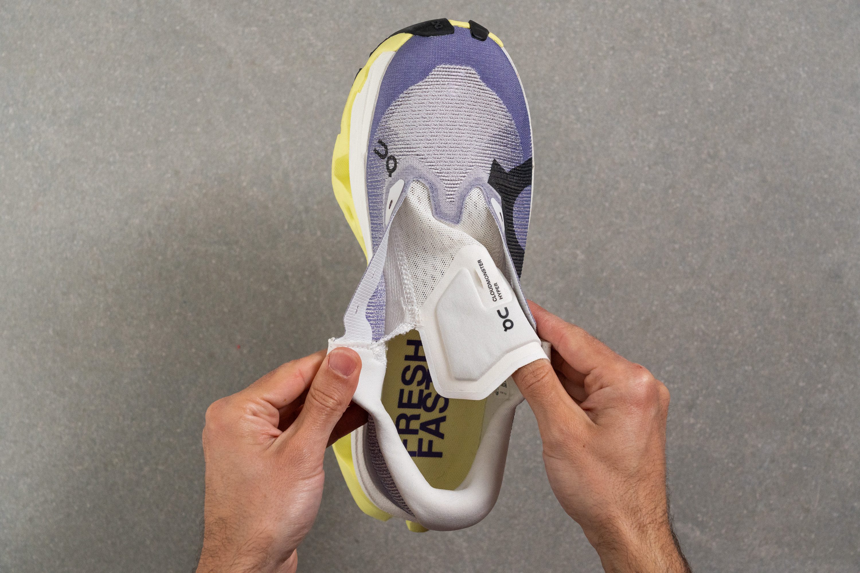 On Cloudmonster 3 Hyper Tongue: gusset type