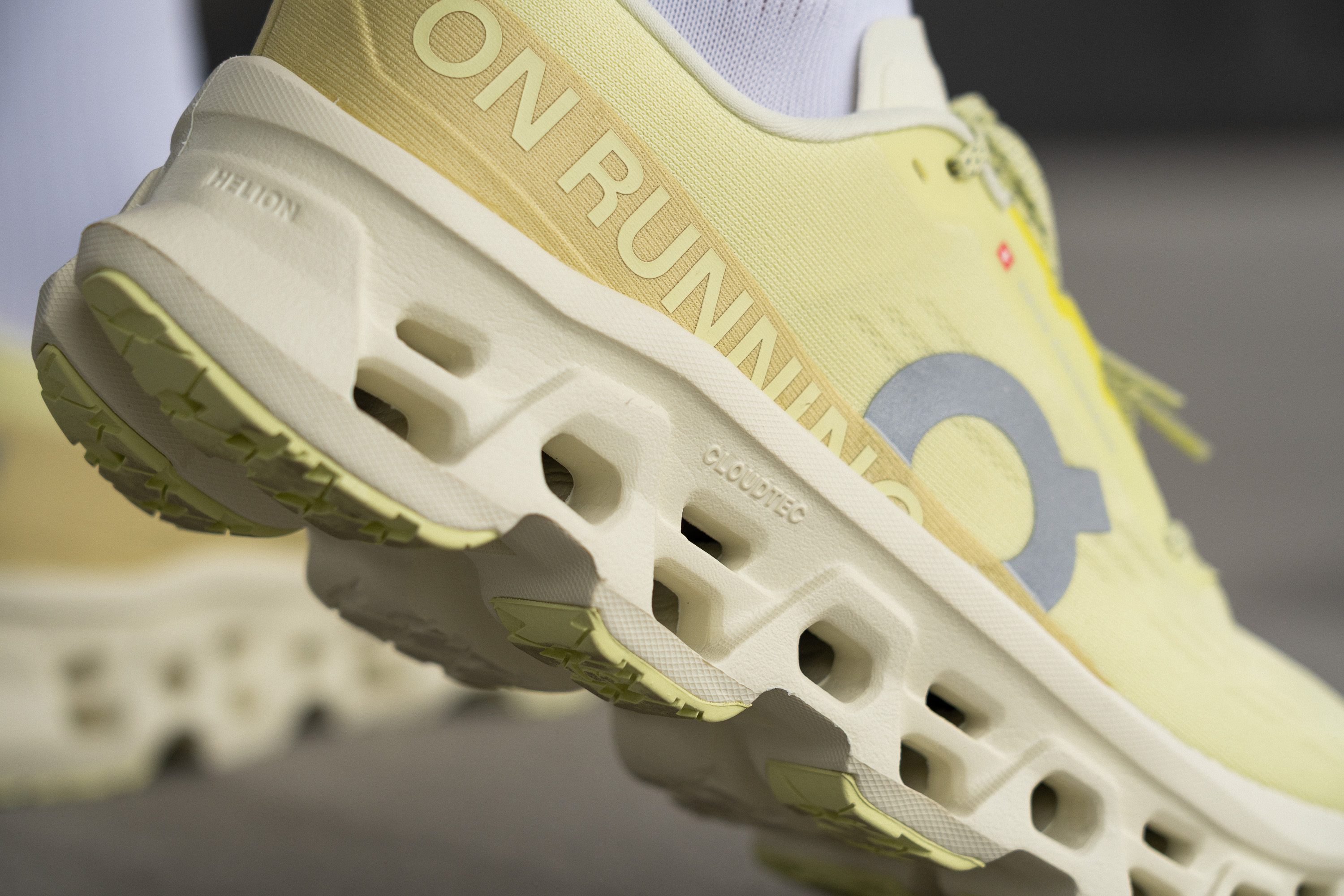 On Cloudmonster 3 CloudTec