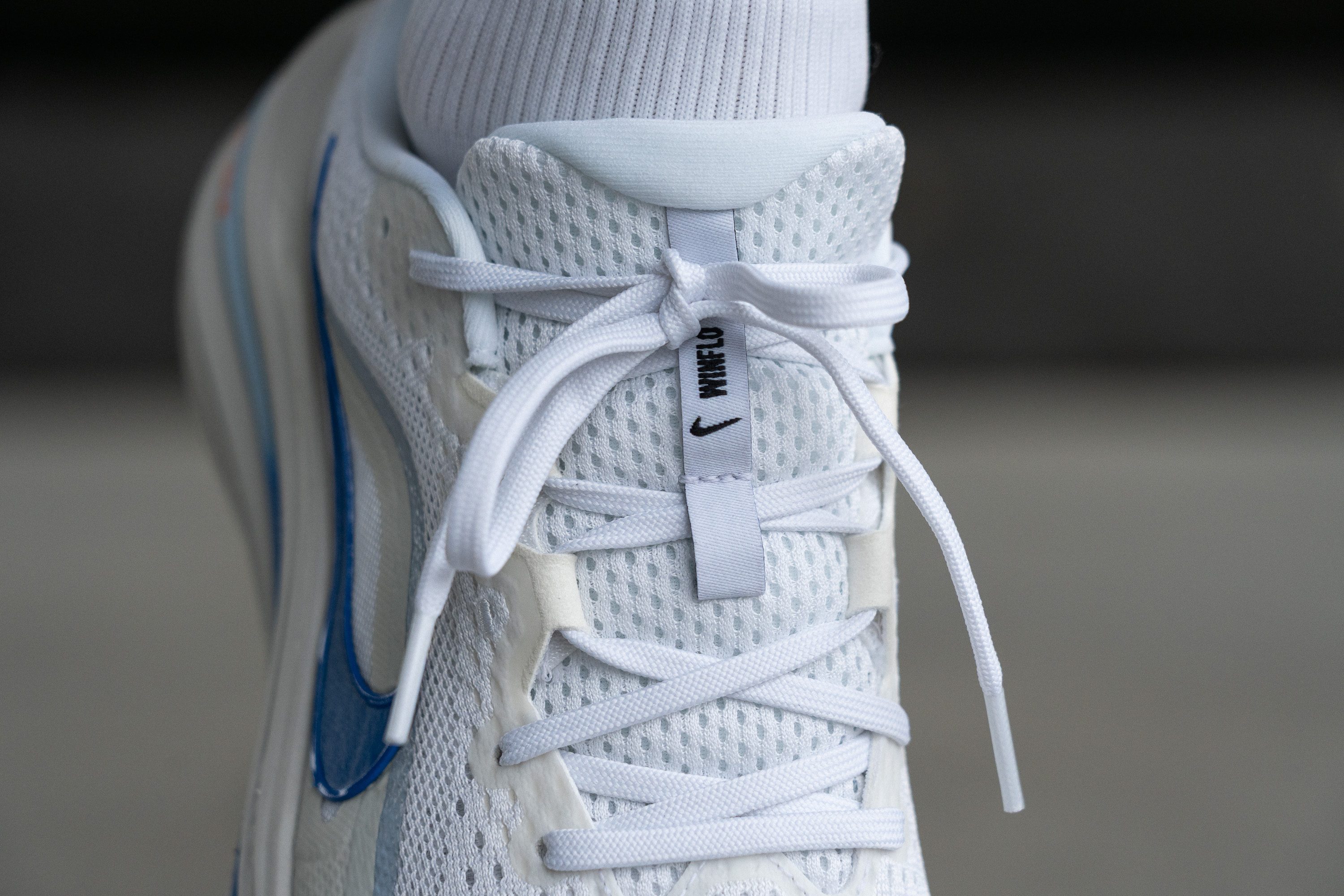 Nike Winflo 12 laces