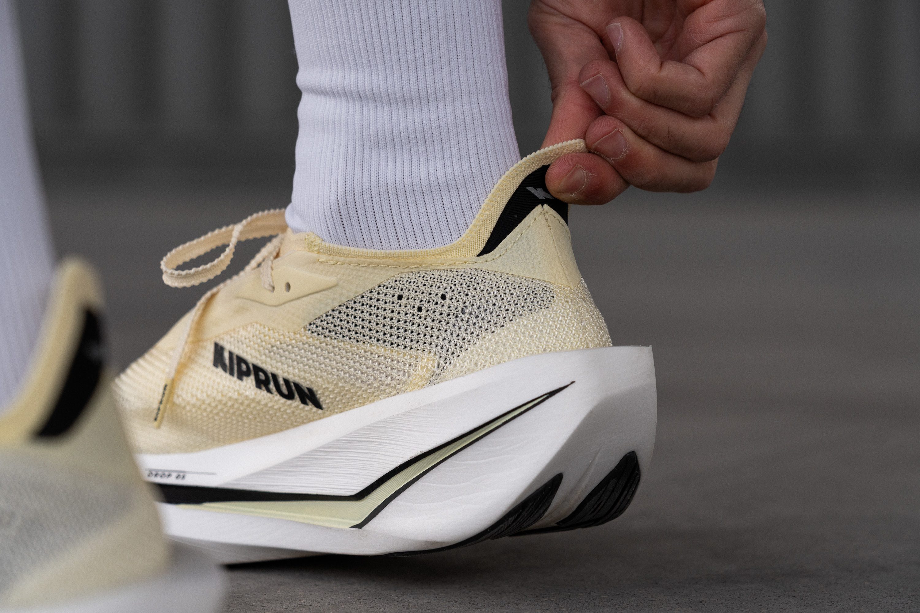 KIPRUN Kipstorm Elite Heel tab