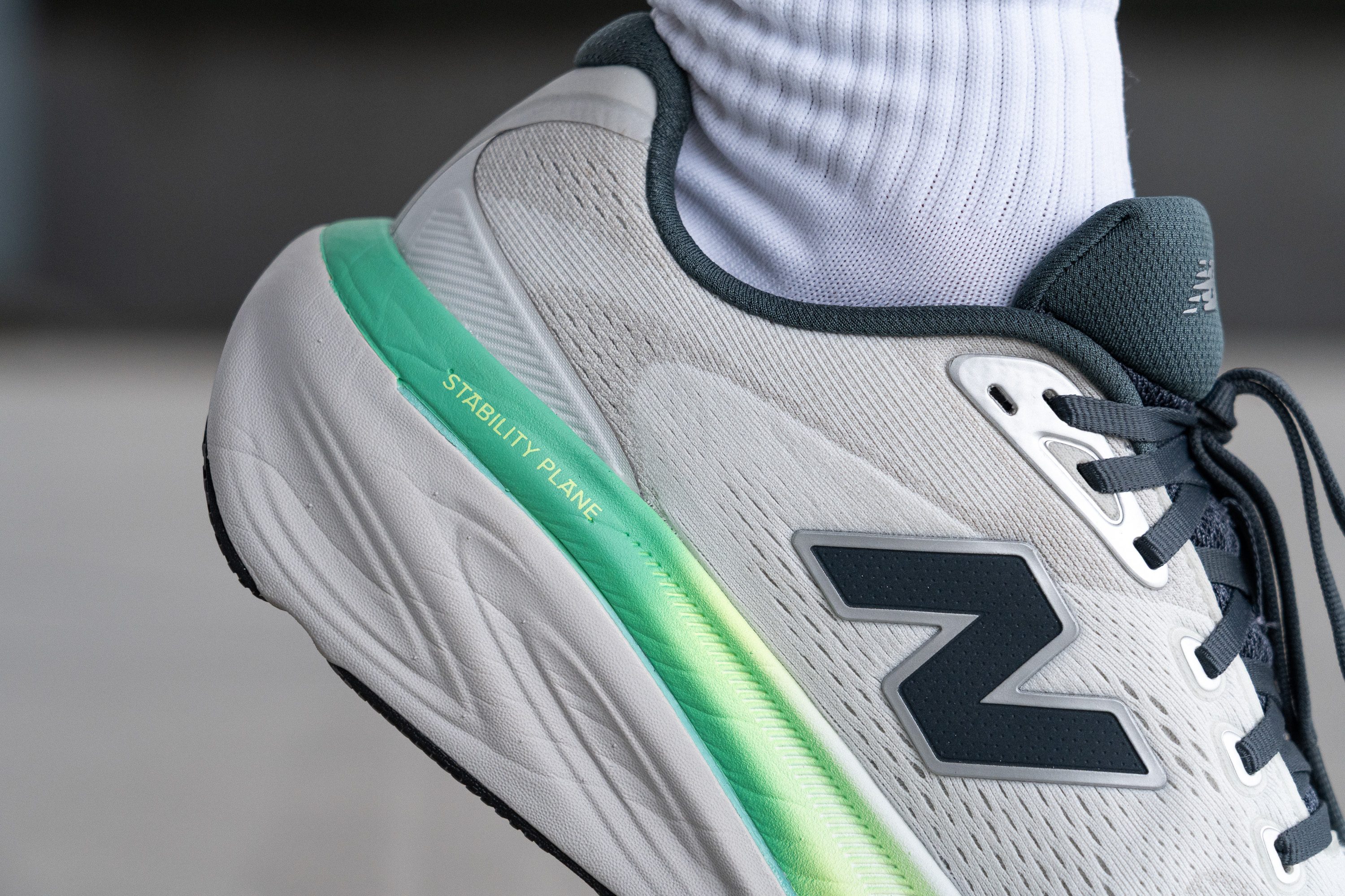 New Balance Fresh Foam X 860 v15 Stability Plane