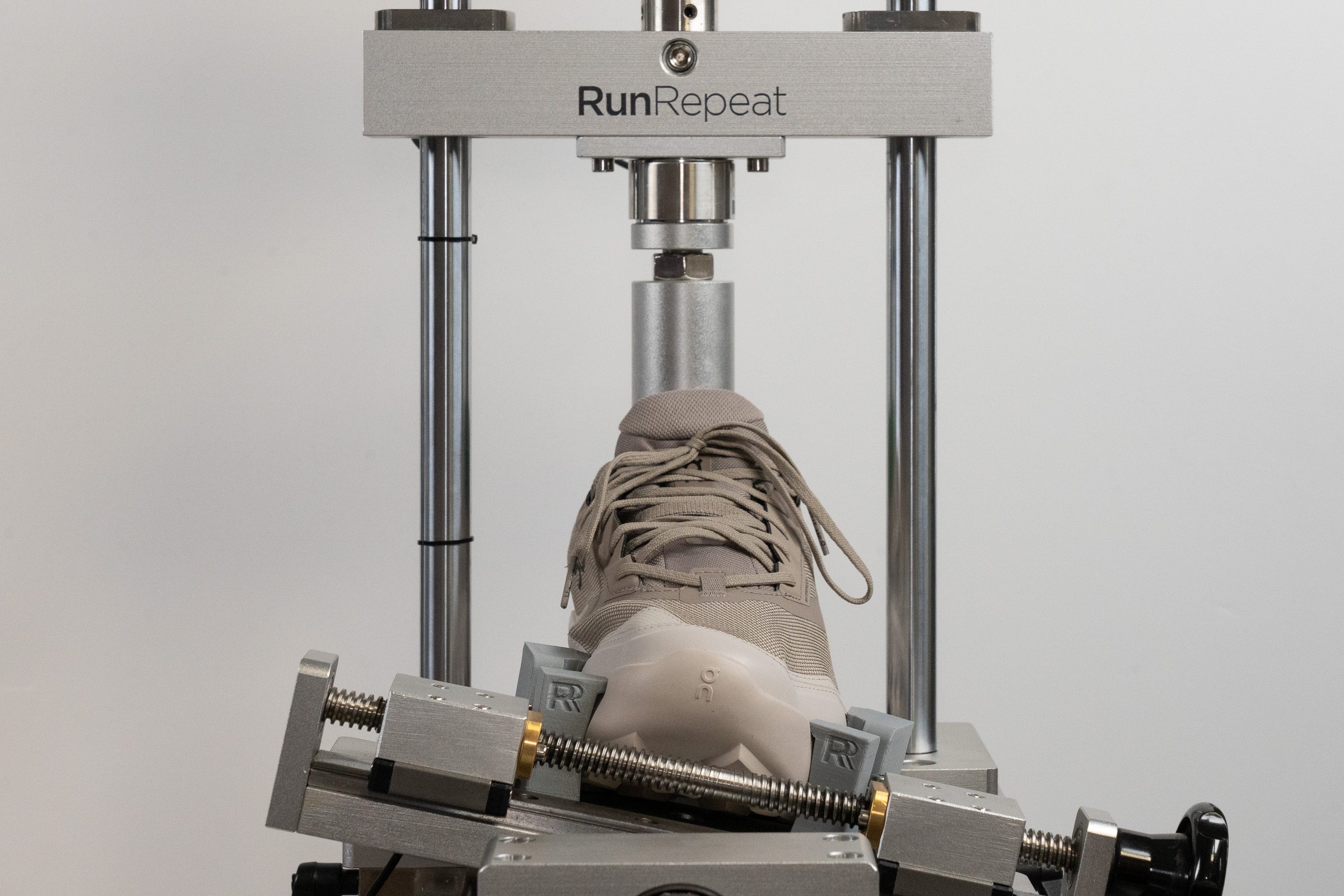 On Cloudhorizon 2 Waterproof Torsional rigidity