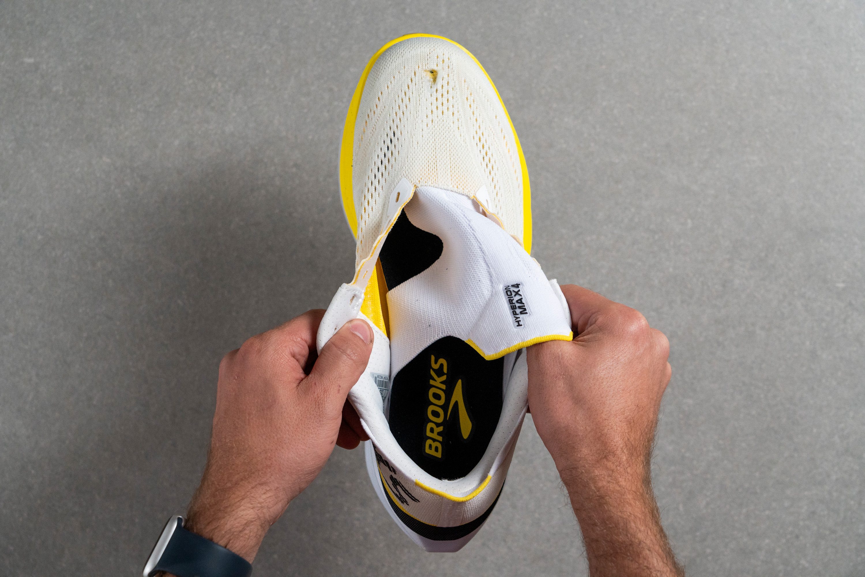 Brooks Hyperion Max 4 Tongue: gusset type