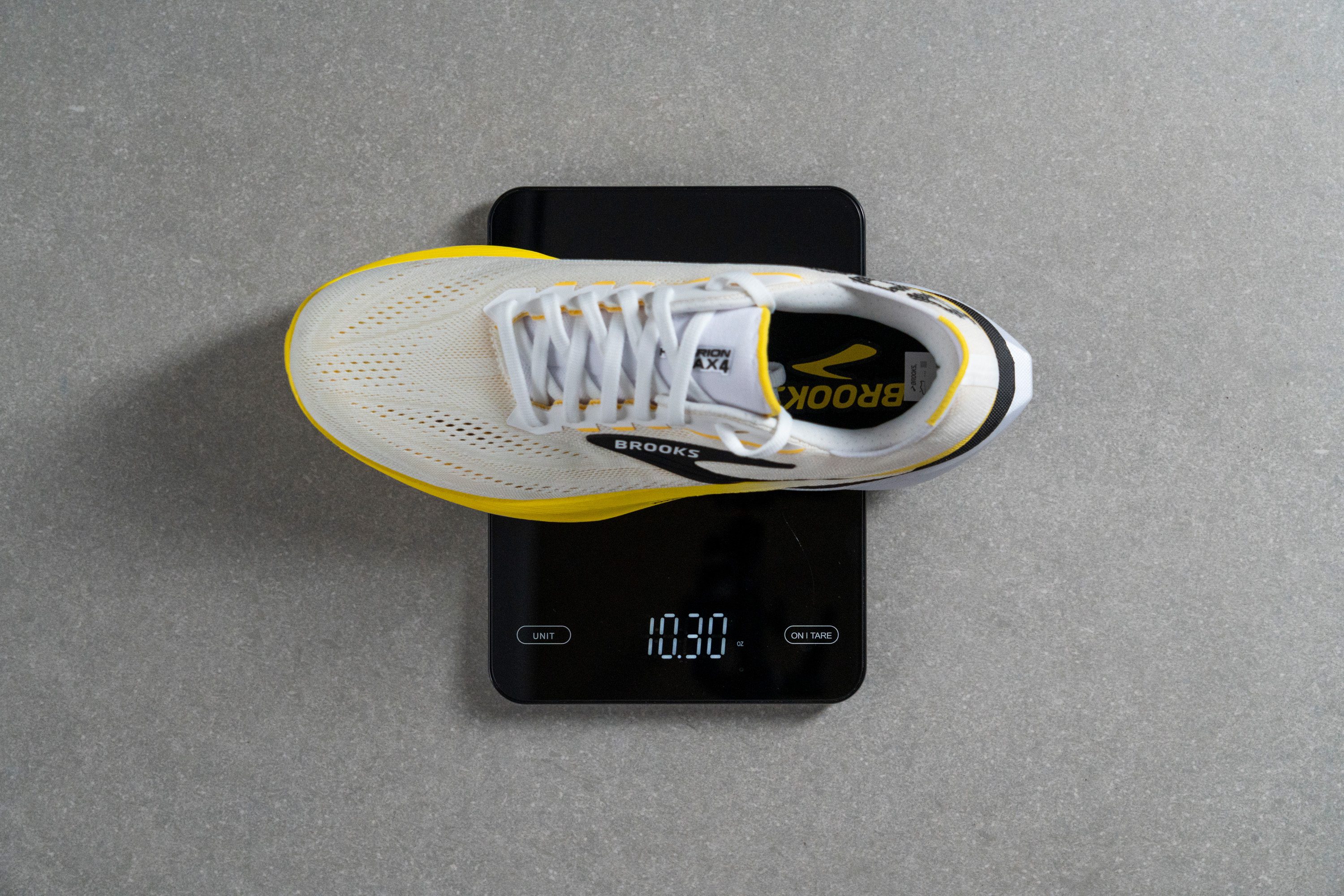 Brooks Hyperion Max 4 Weight