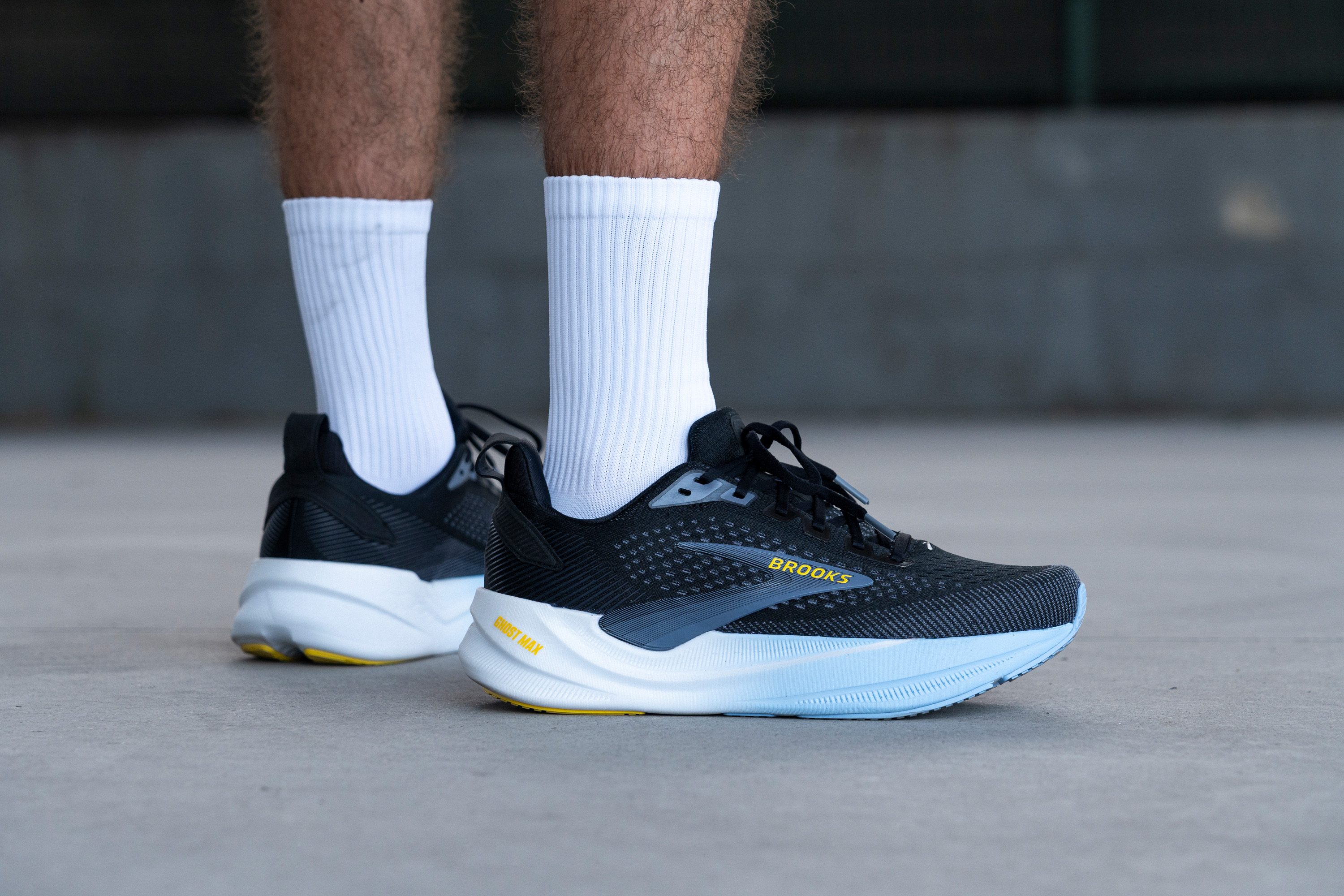 Brooks Ghost Max 4