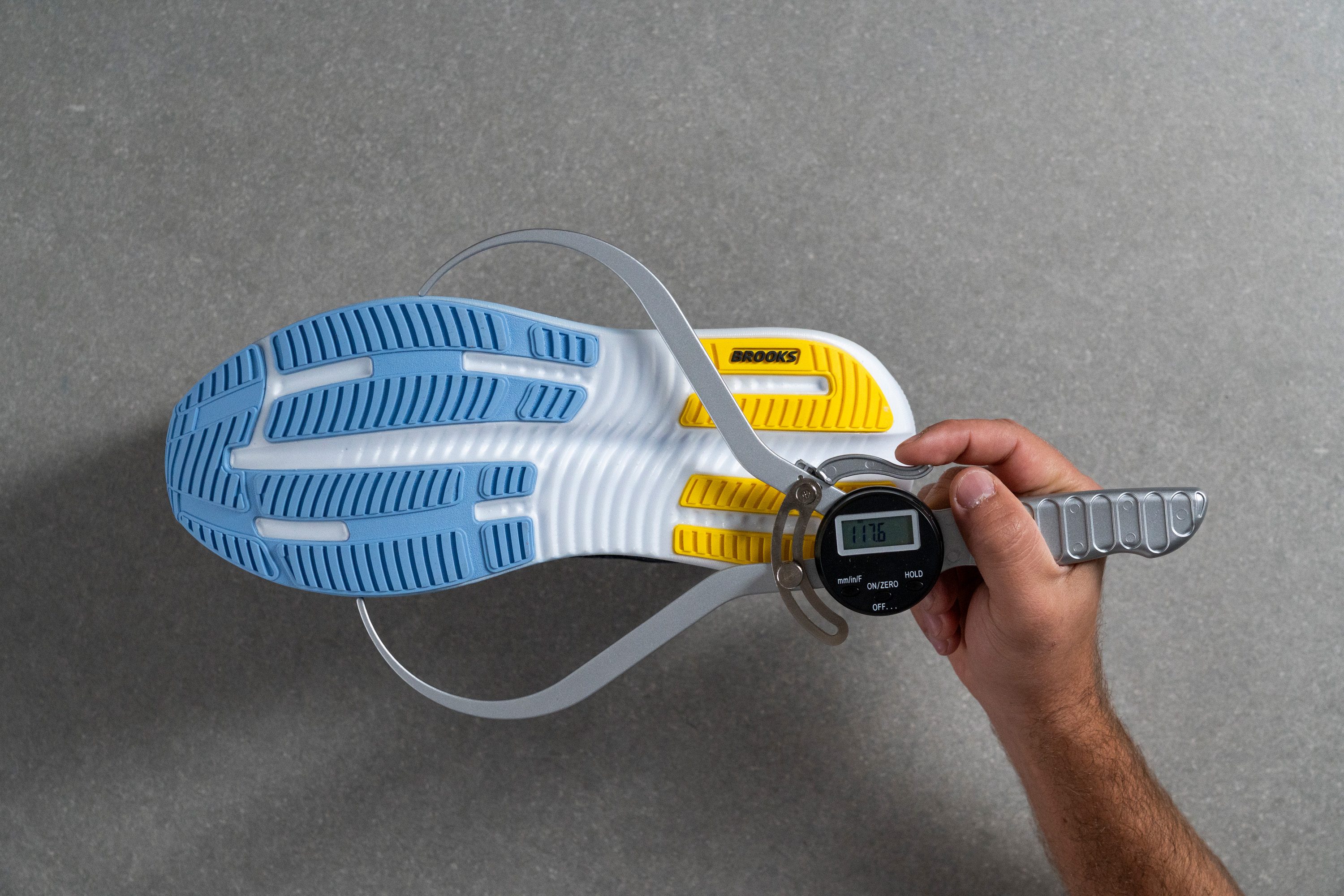 Brooks Ghost Max 4 Midsole width - forefoot