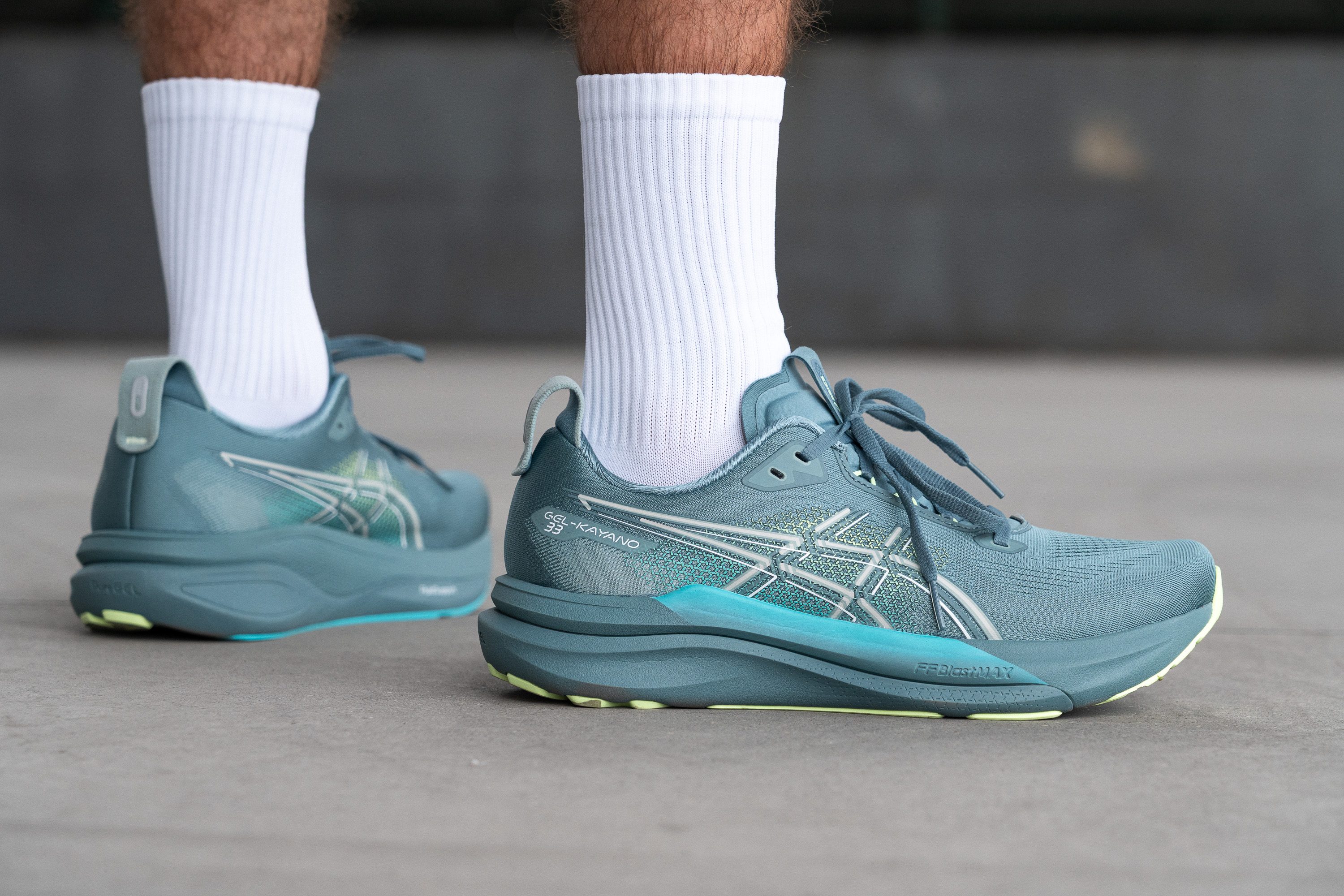 ASICS Gel Kayano 33