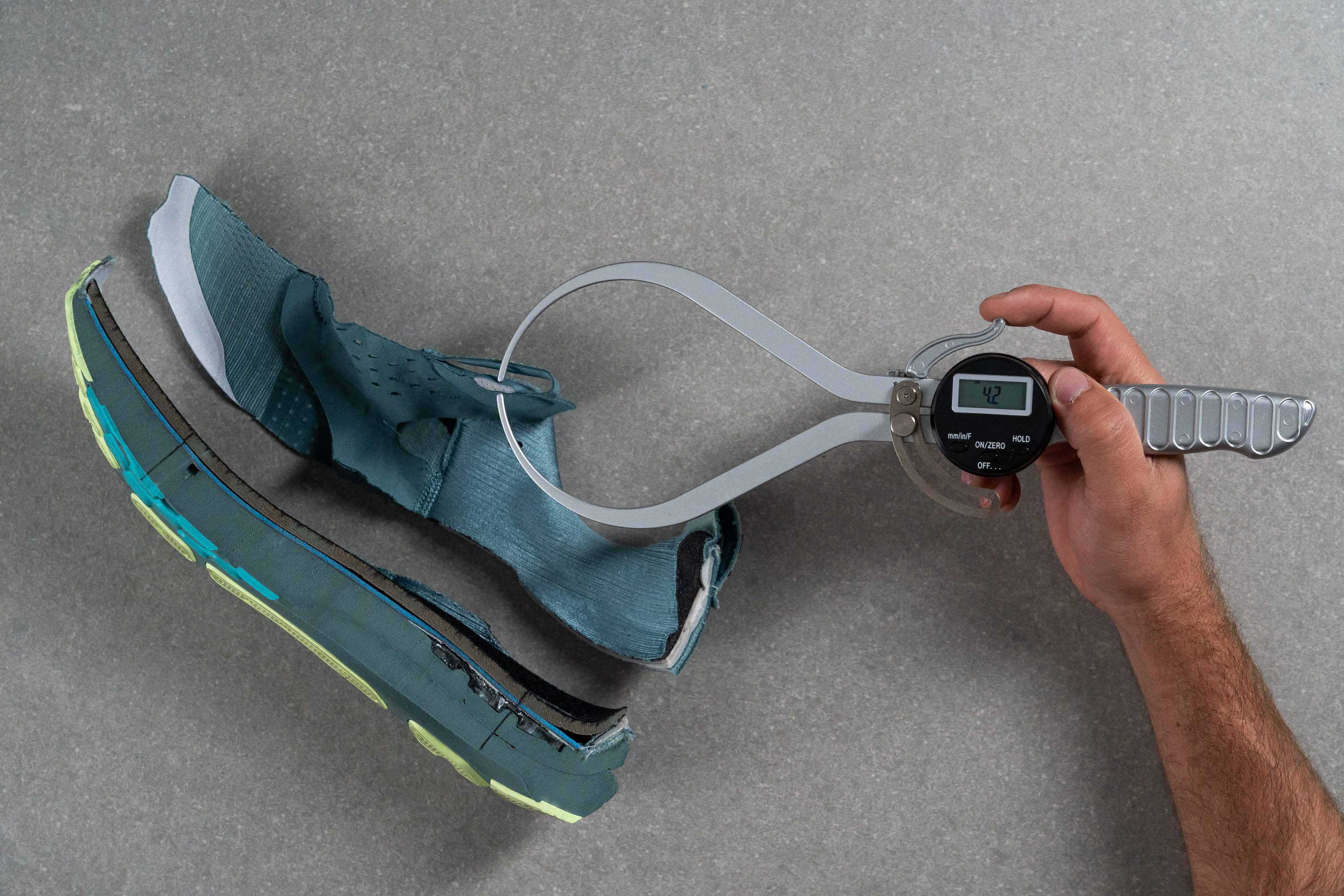 ASICS Gel Kayano 33 Tongue padding