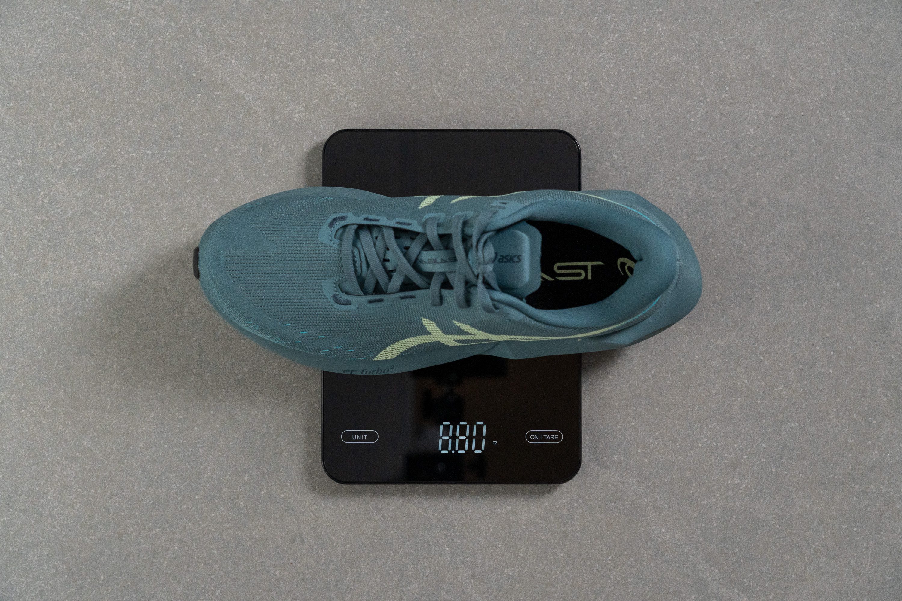 ASICS Novablast 6 Weight