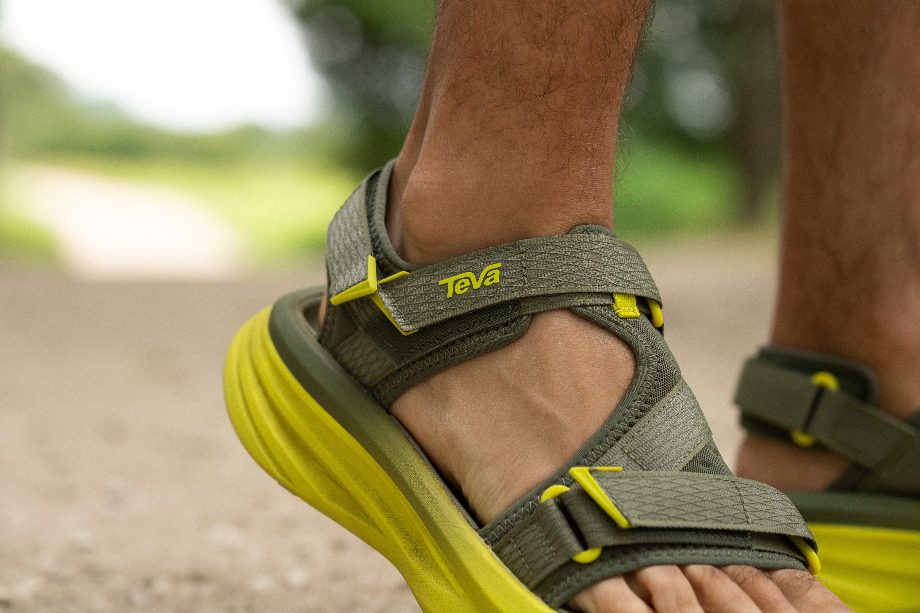 Teva Aventrail R2T velcro straps
