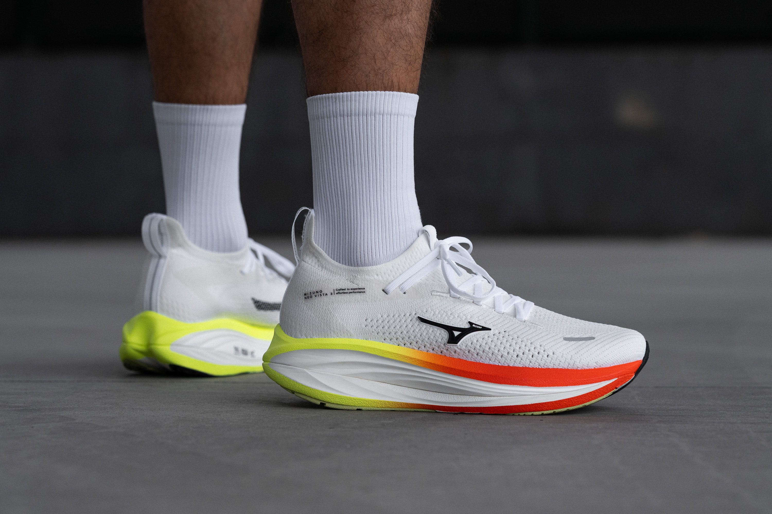 Mizuno Neo Vista 3
