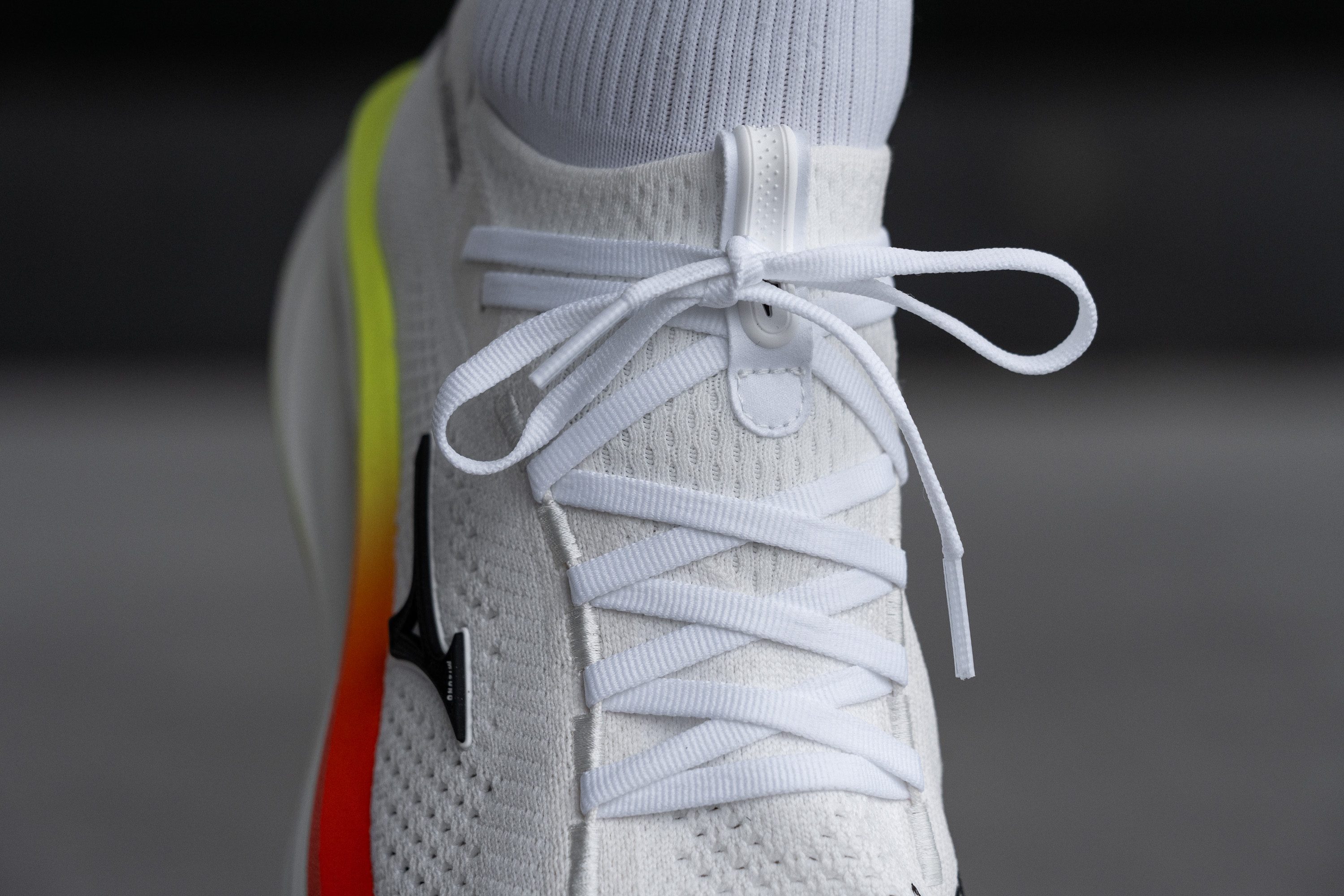 Mizuno Neo Vista 3 lacing