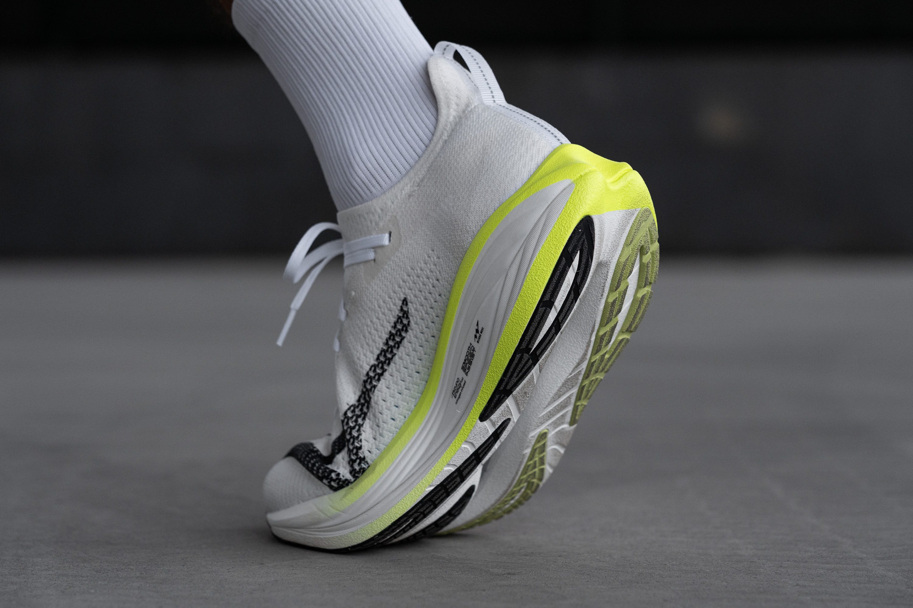 Mizuno Neo Vista 3 side flex