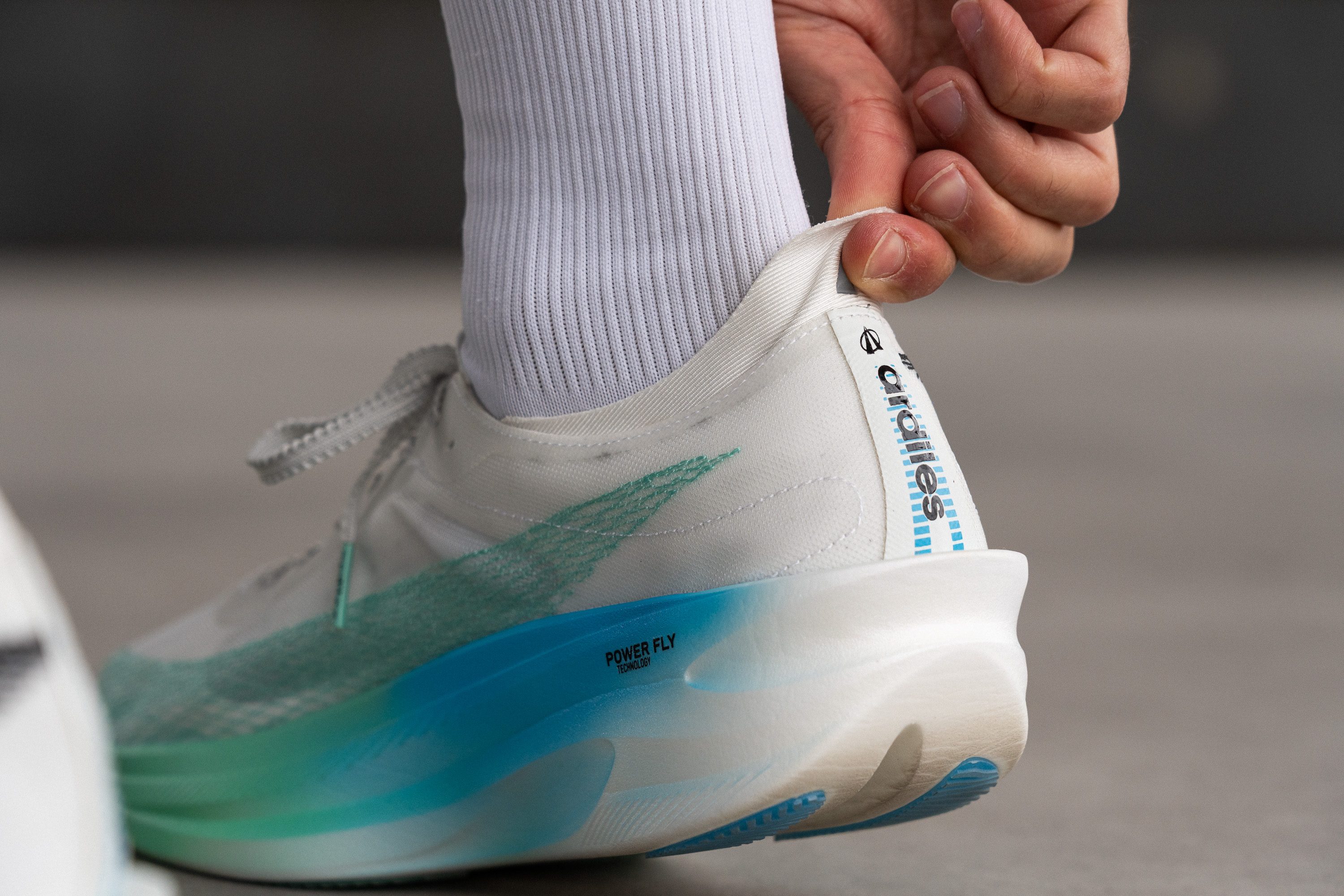 Ardiles Runergize Heel tab