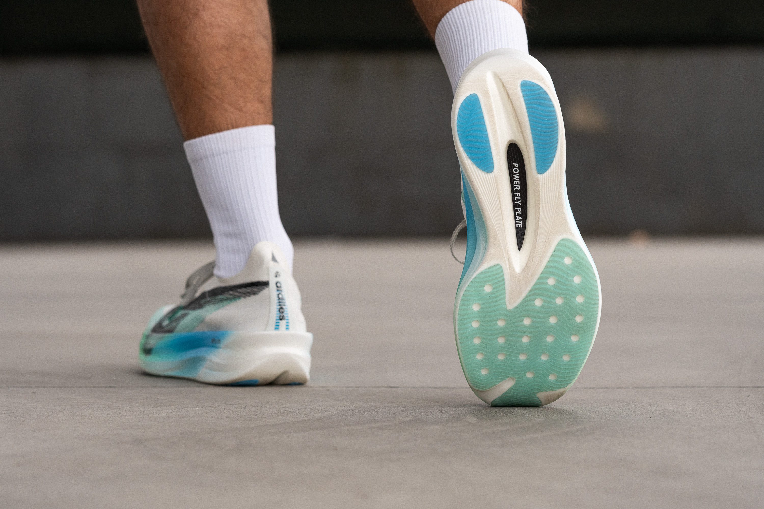 Ardiles Runergize Outsole design