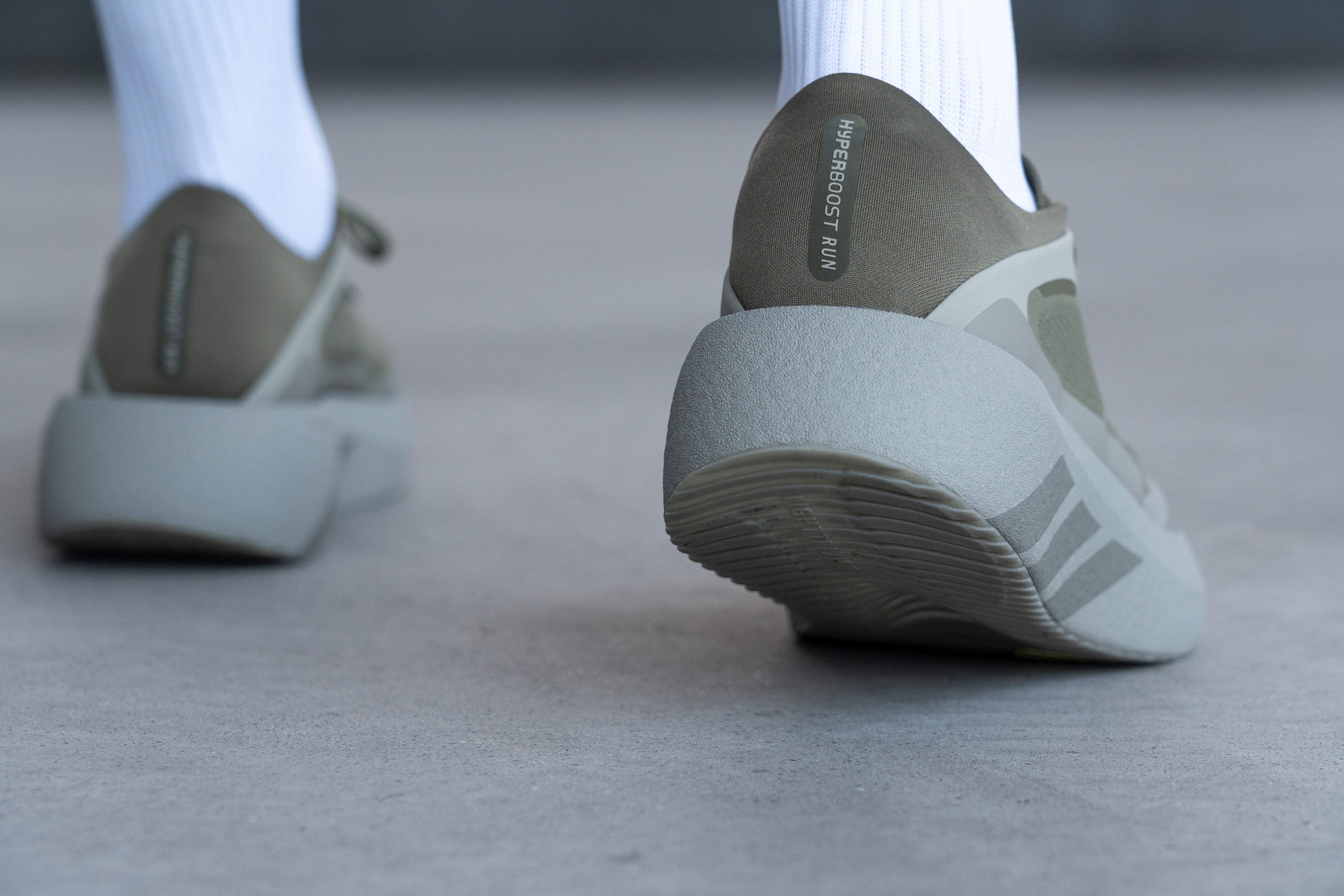 adidas Hyperboost Run Heel tab