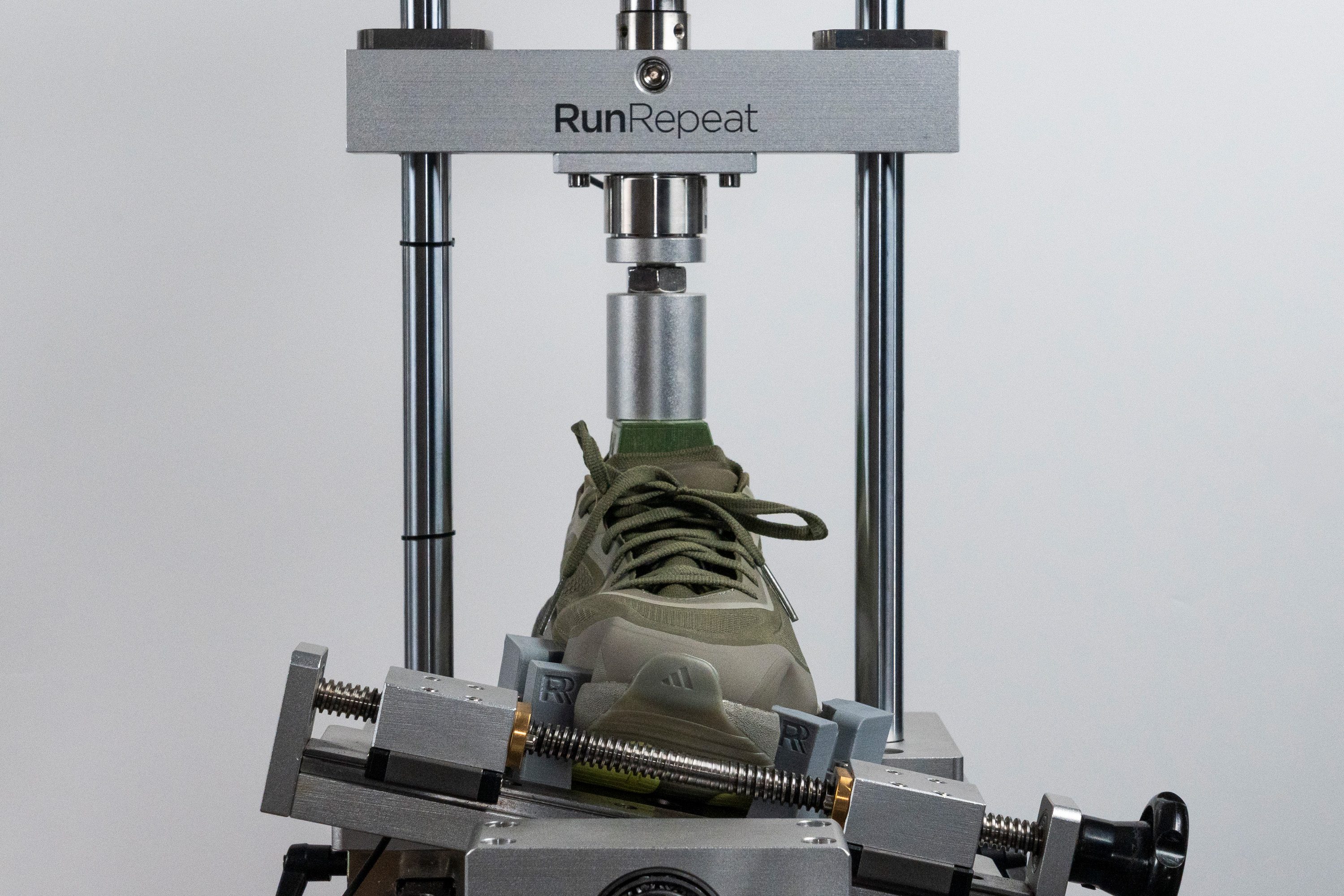 adidas Hyperboost Run Torsional rigidity
