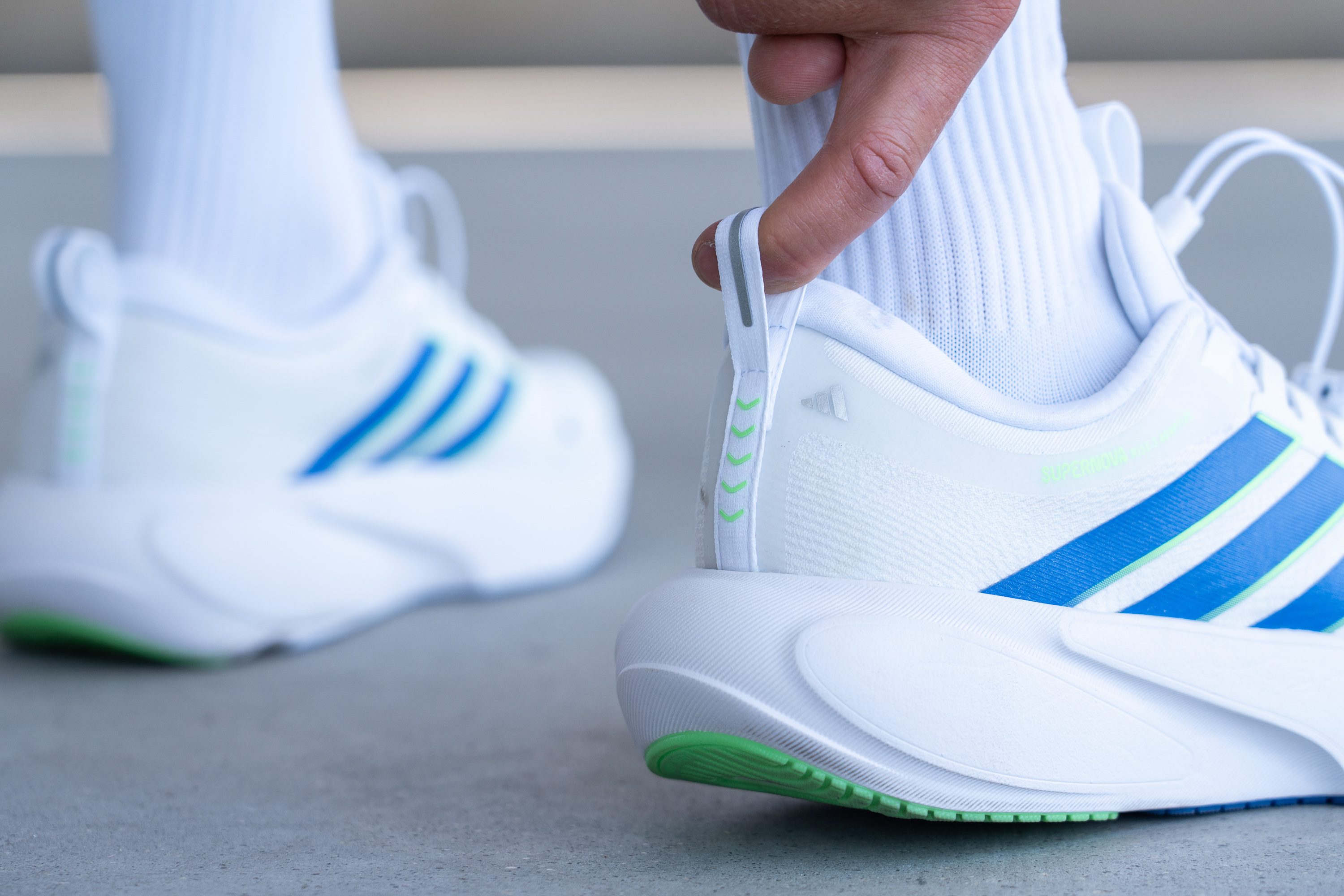adidas Supernova Rise 3 Adaptive Heel tab