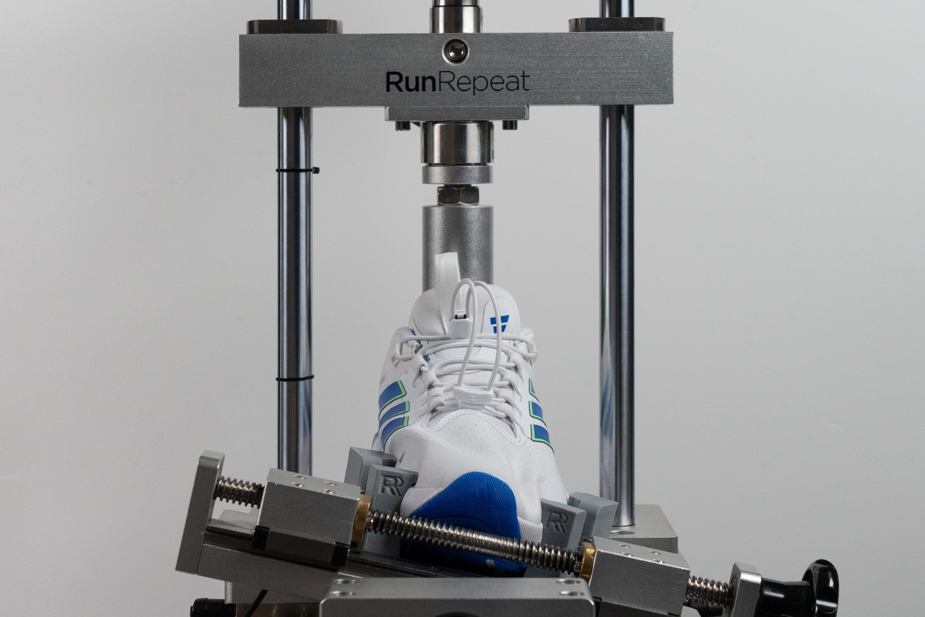 adidas Supernova Rise 3 Adaptive Torsional rigidity