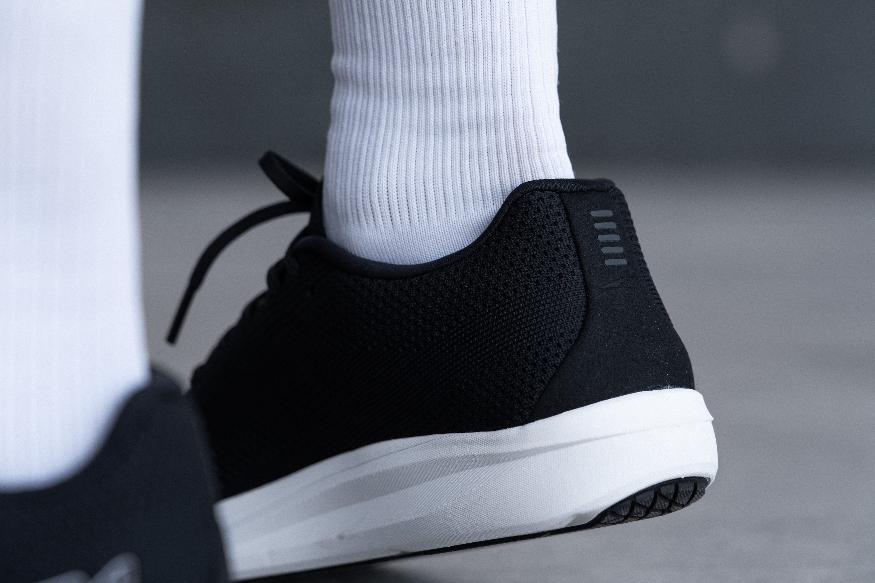 Altra Escalante 5 Heel tab
